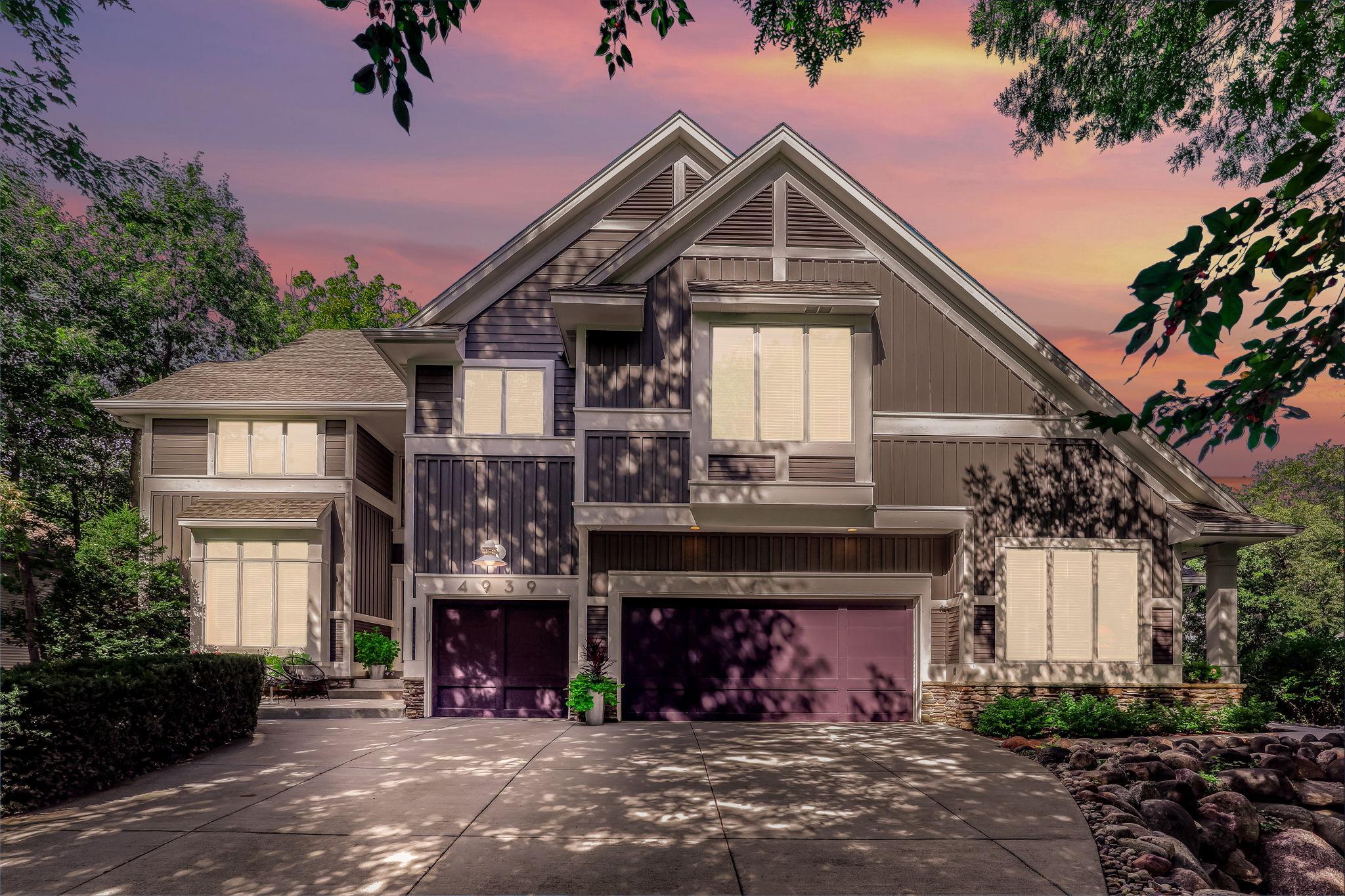 4939 Whispering Way, Eagan, MN 55122
