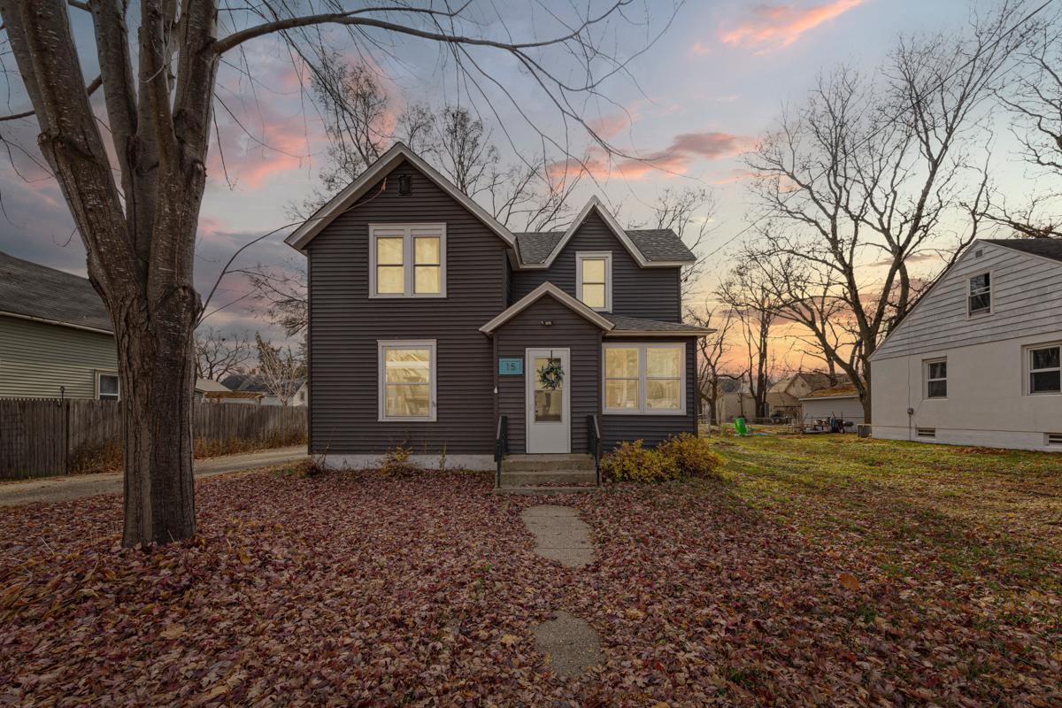 15 14th St NE, Faribault, MN 55021