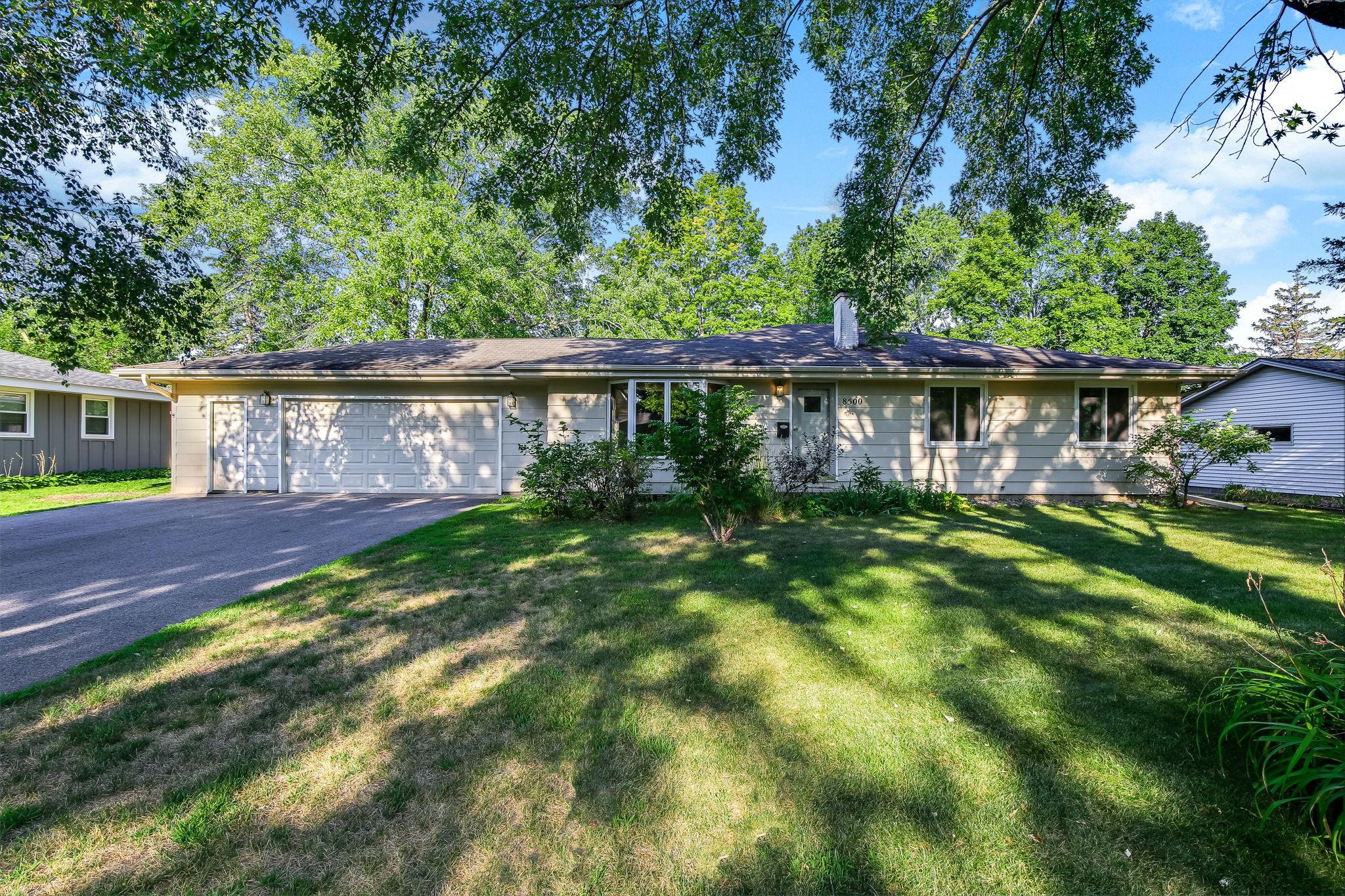 8500 Quinn Ave S, Bloomington, MN 55437