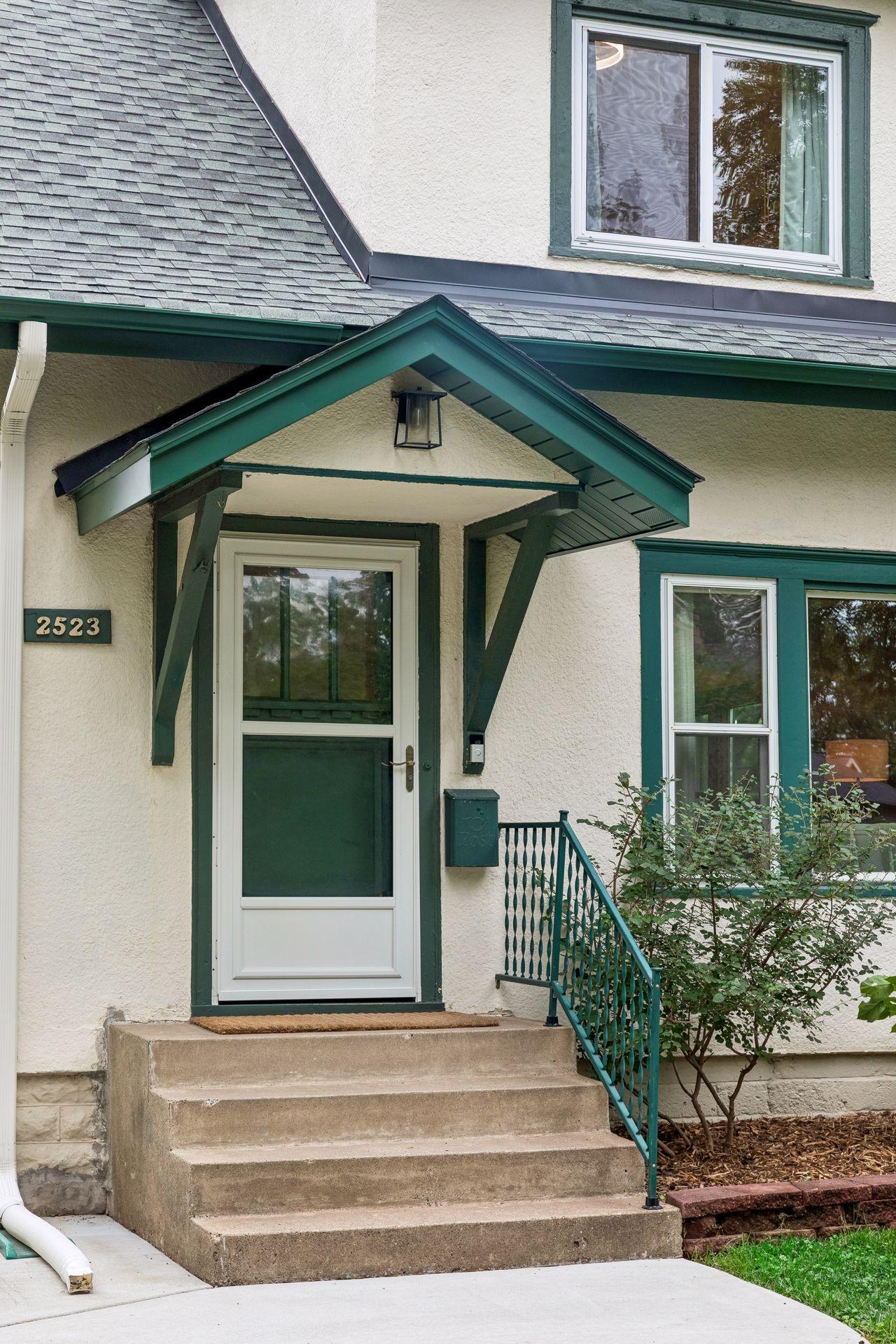 2523 Arthur St NE, Minneapolis, MN 55418