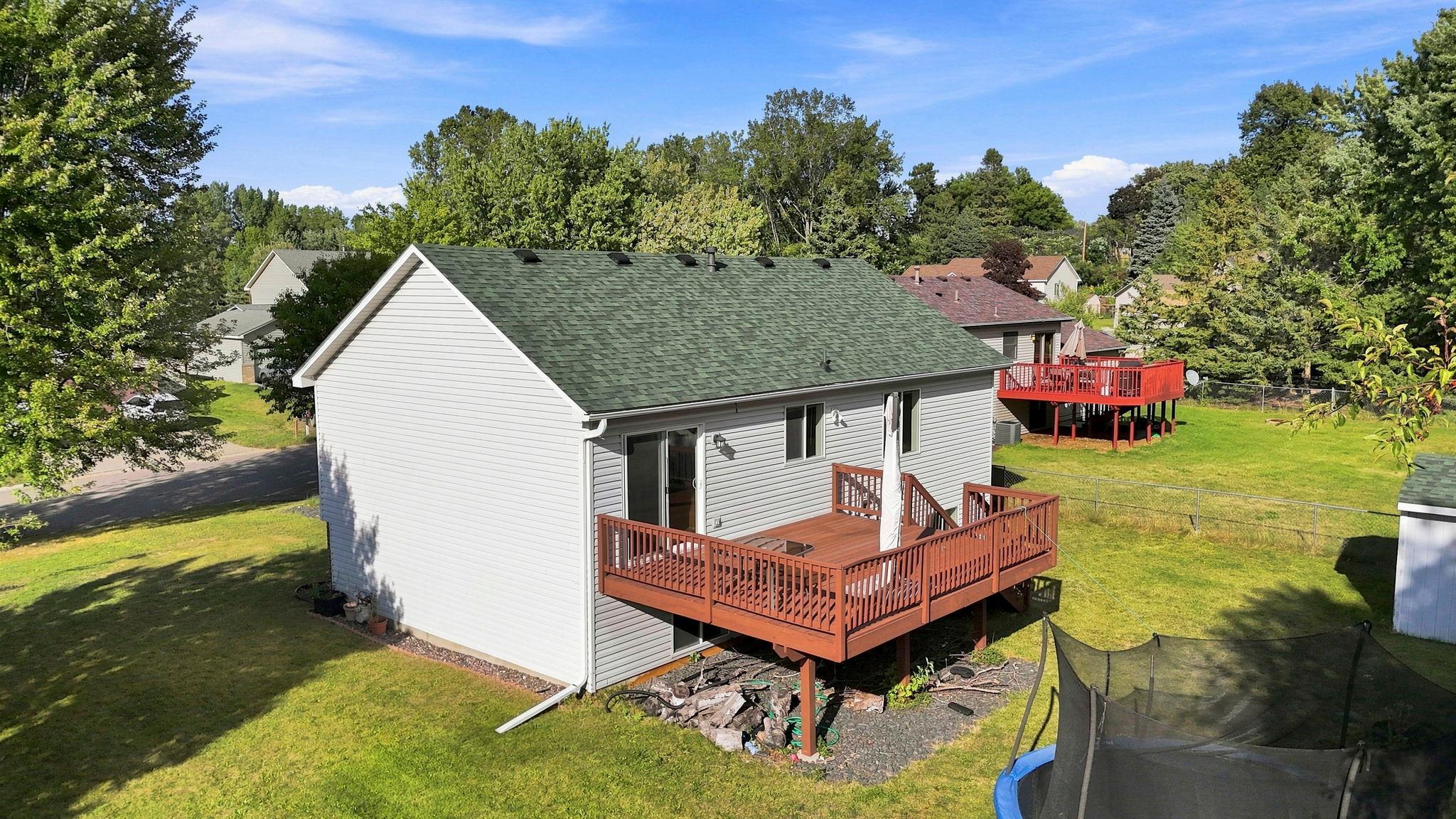 6665 13th Street Ct N, Oakdale, MN 55128