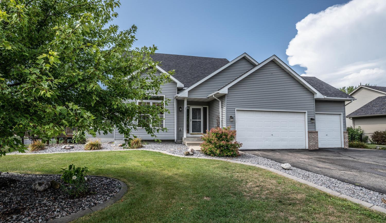 17091 Fairhill Ave, Farmington, MN 55024