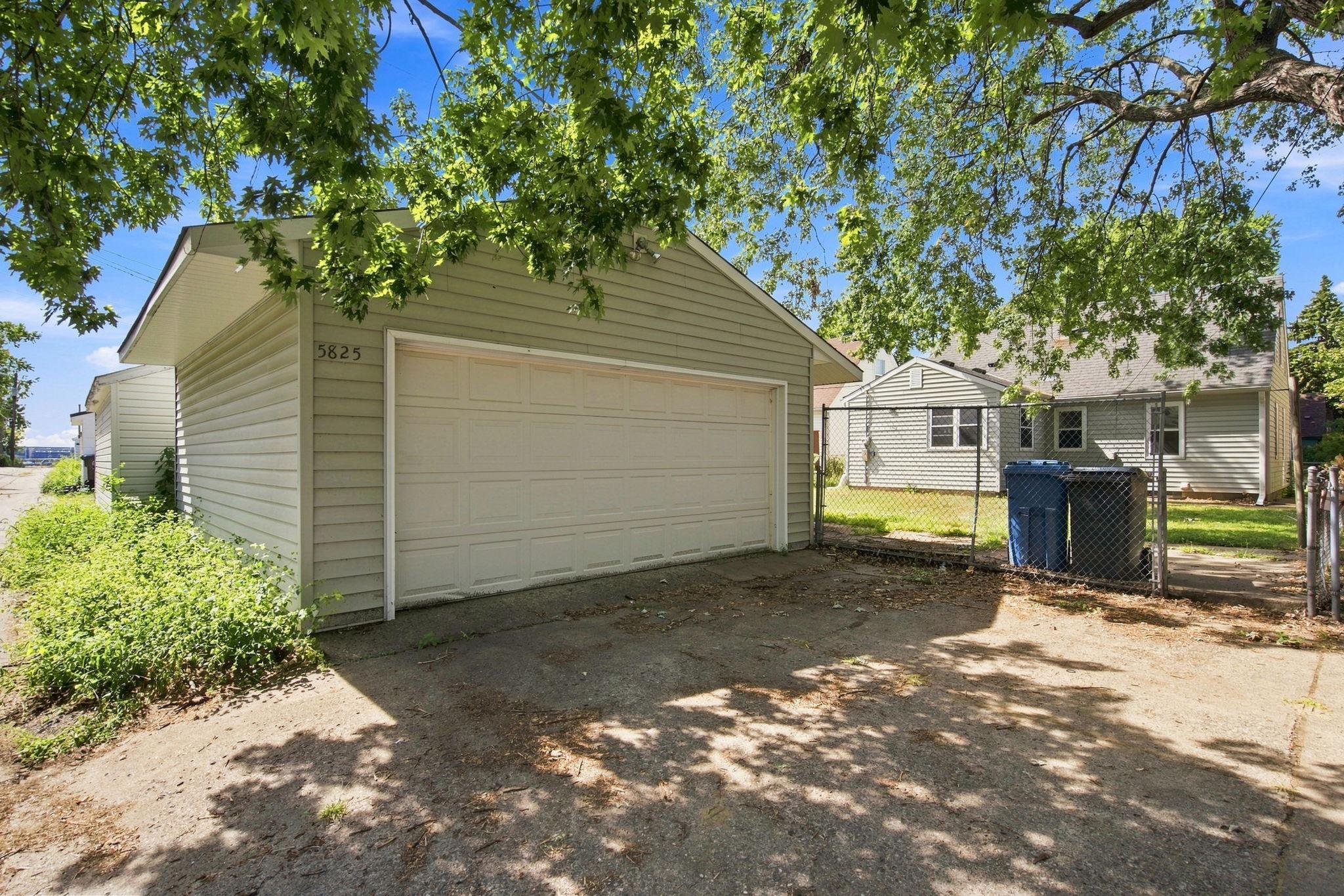 5825 45th Ave S, Minneapolis, MN 55417
