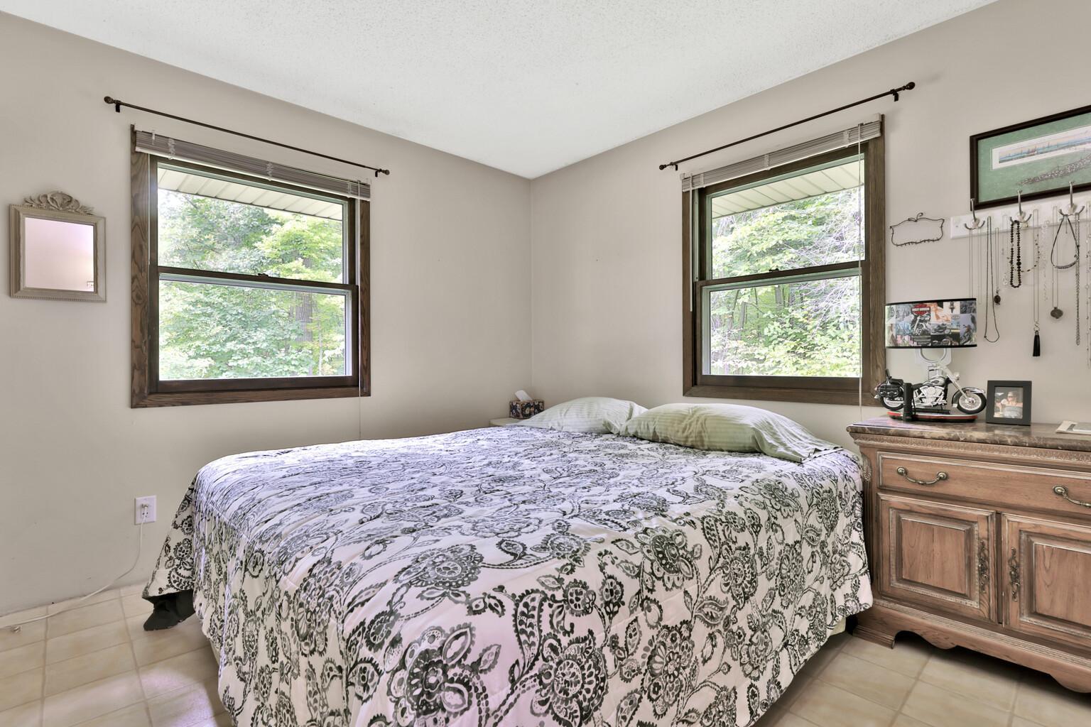 9755 Julep Trl N, Forest Lake, MN 55073