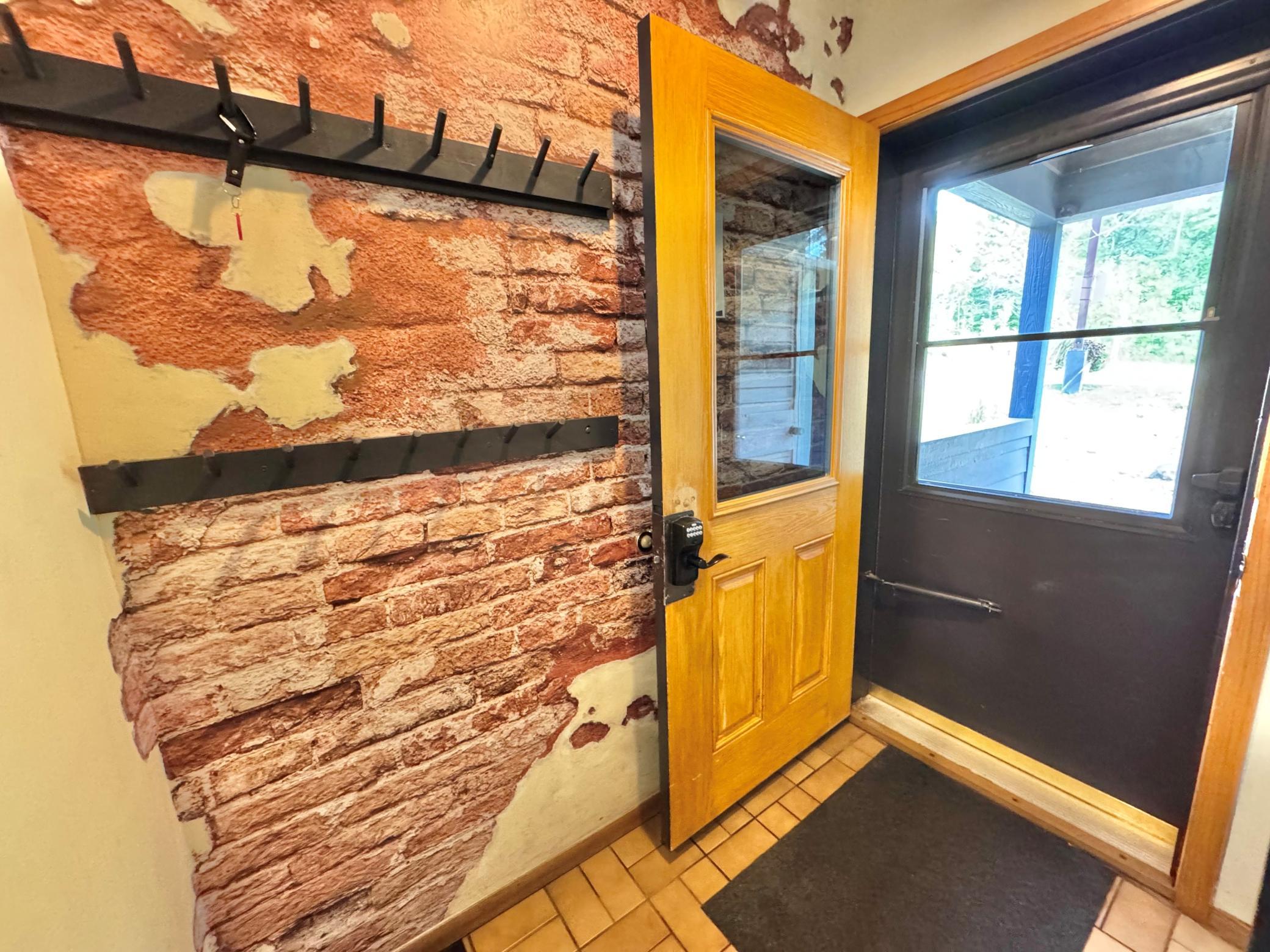 527 Moose Mountain Dr, Lutsen, MN 55612