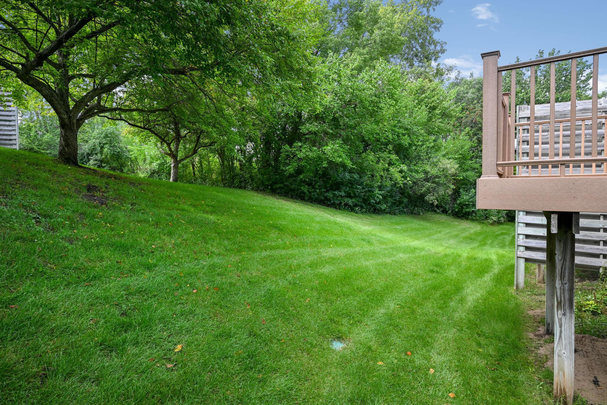3761 Robin Ln, Eagan, MN 55122