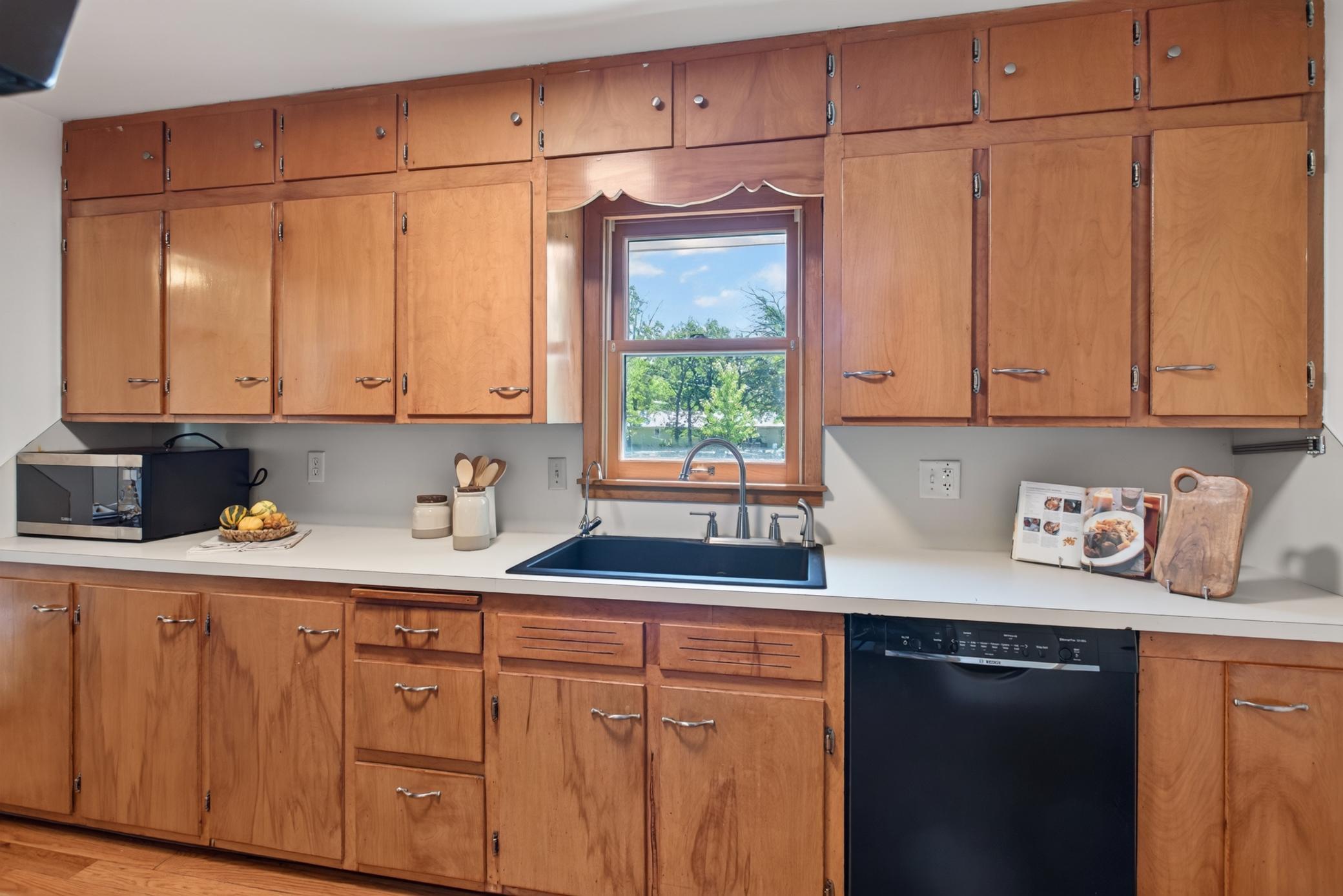 4251 Hickory St, Red Wing, MN 55066