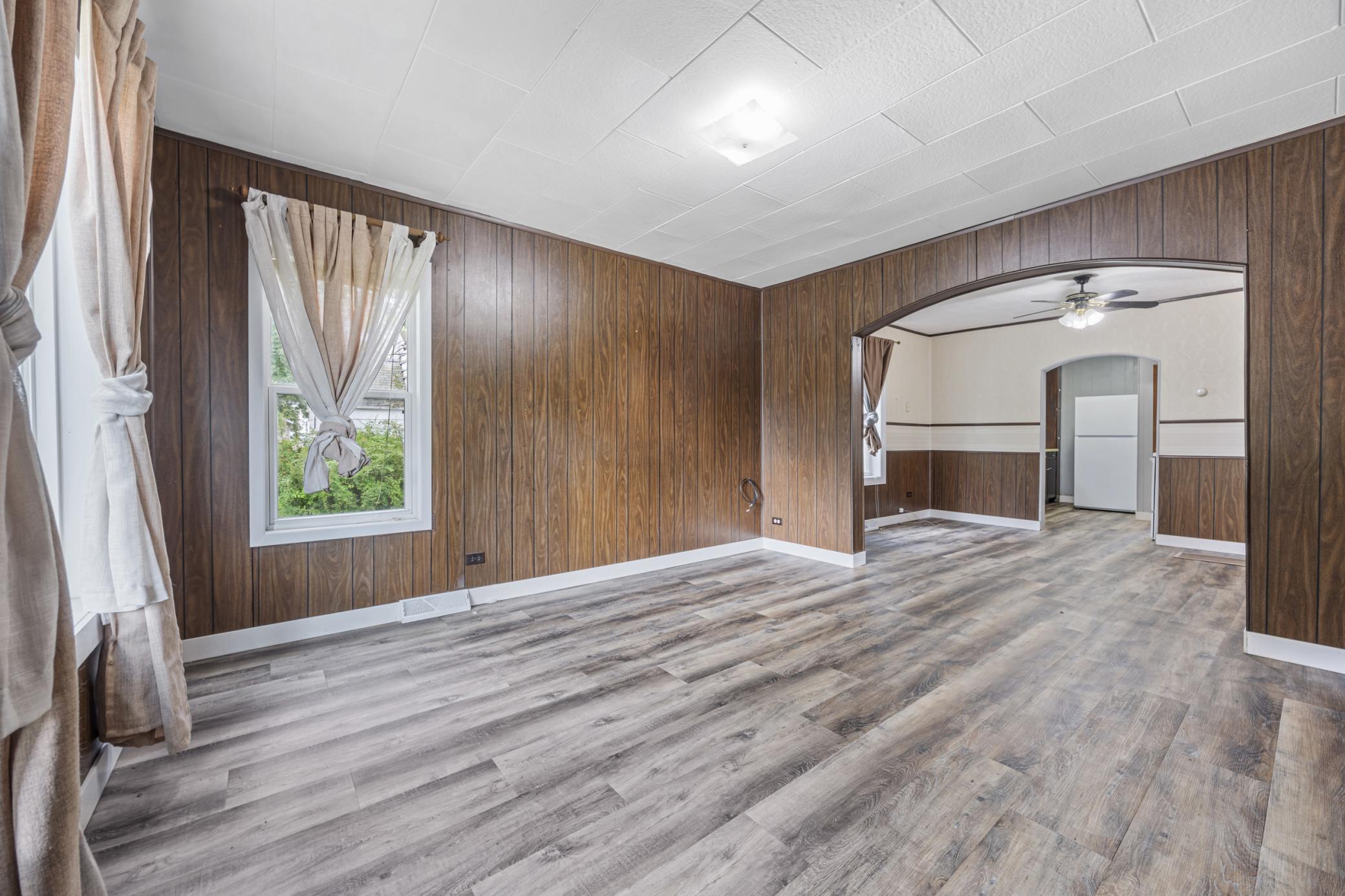 306 S 2nd St W, Ada, MN 56510