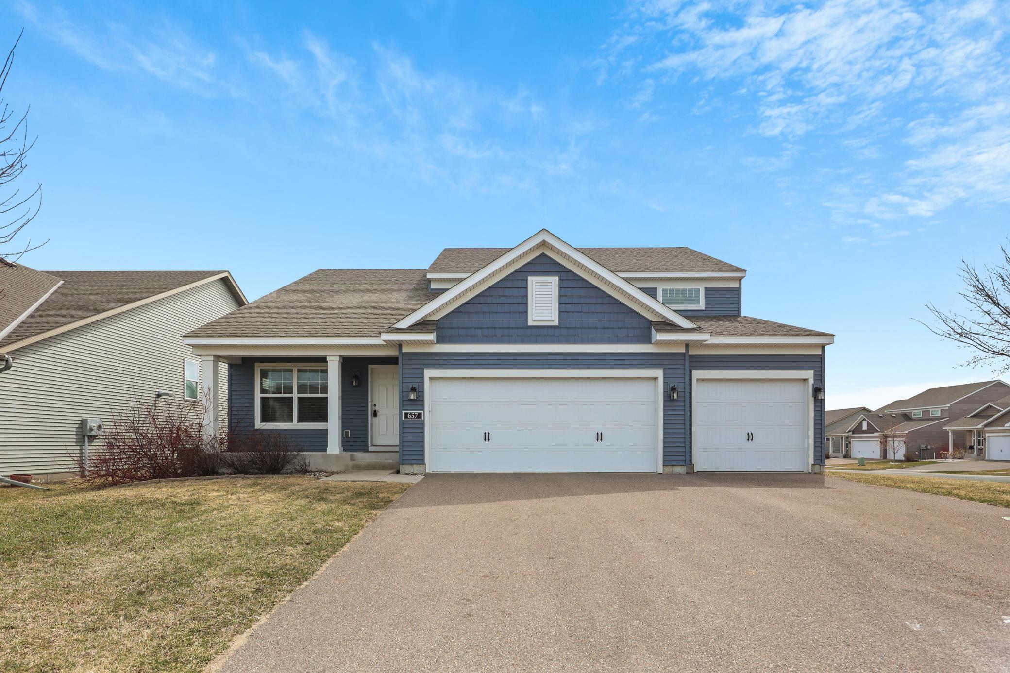 657 Copper Ct, Waconia, MN 55387