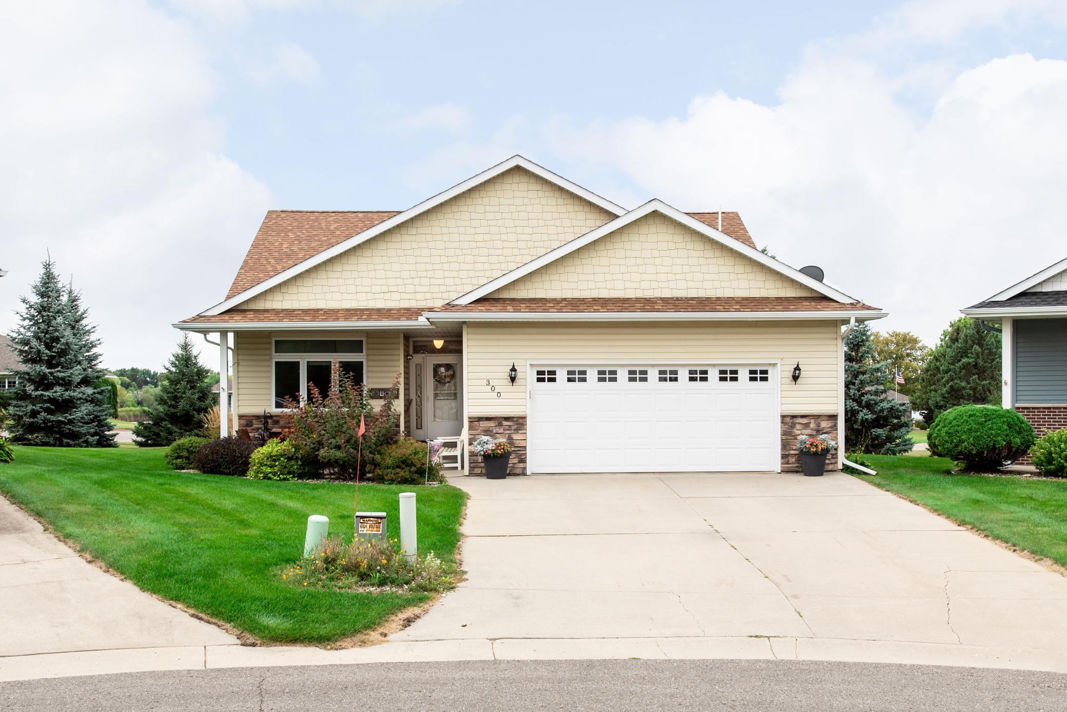300 Ashley Ct, Alexandria, MN 56308