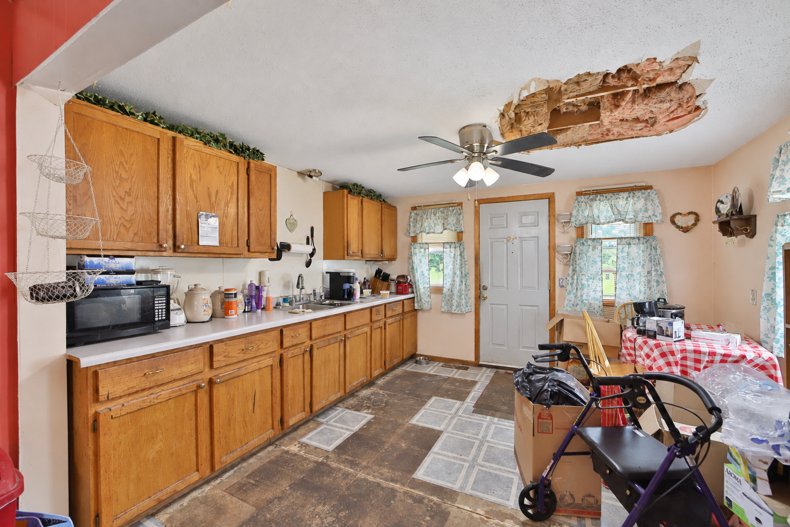 308 4th St NW, Little Falls, MN 56345