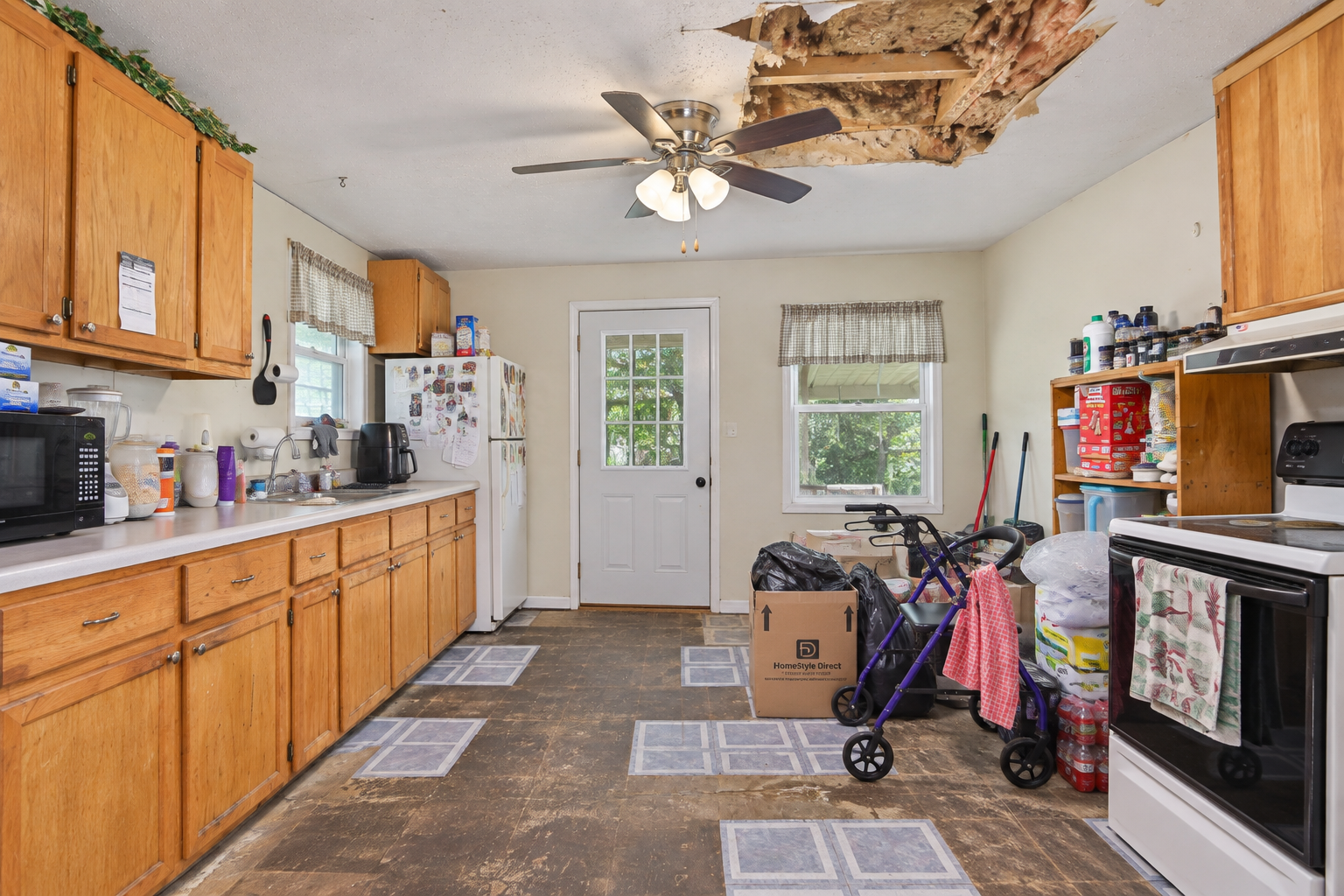308 4th St NW, Little Falls, MN 56345