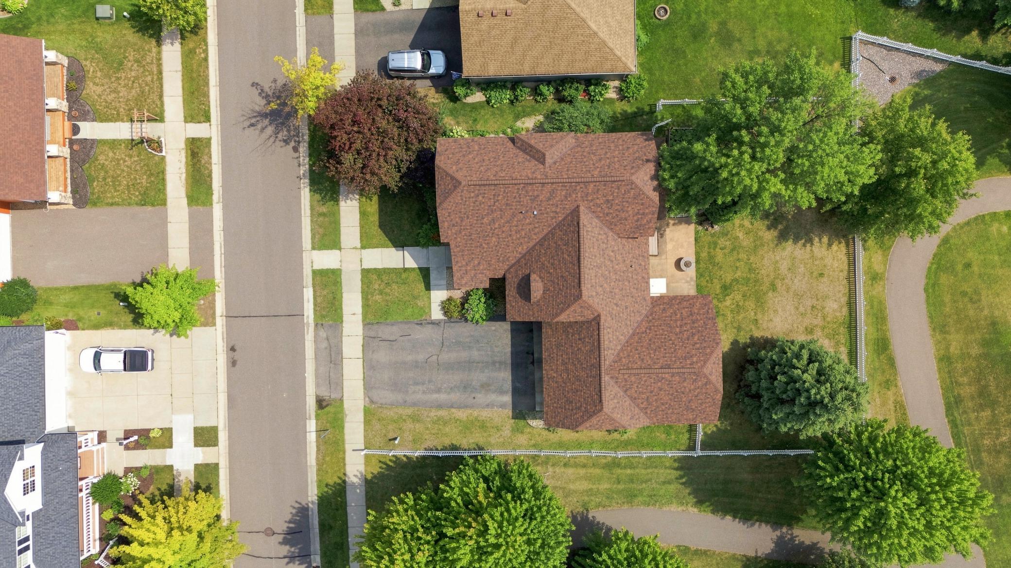 11649 Laketowne Vw, Albertville, MN 55301