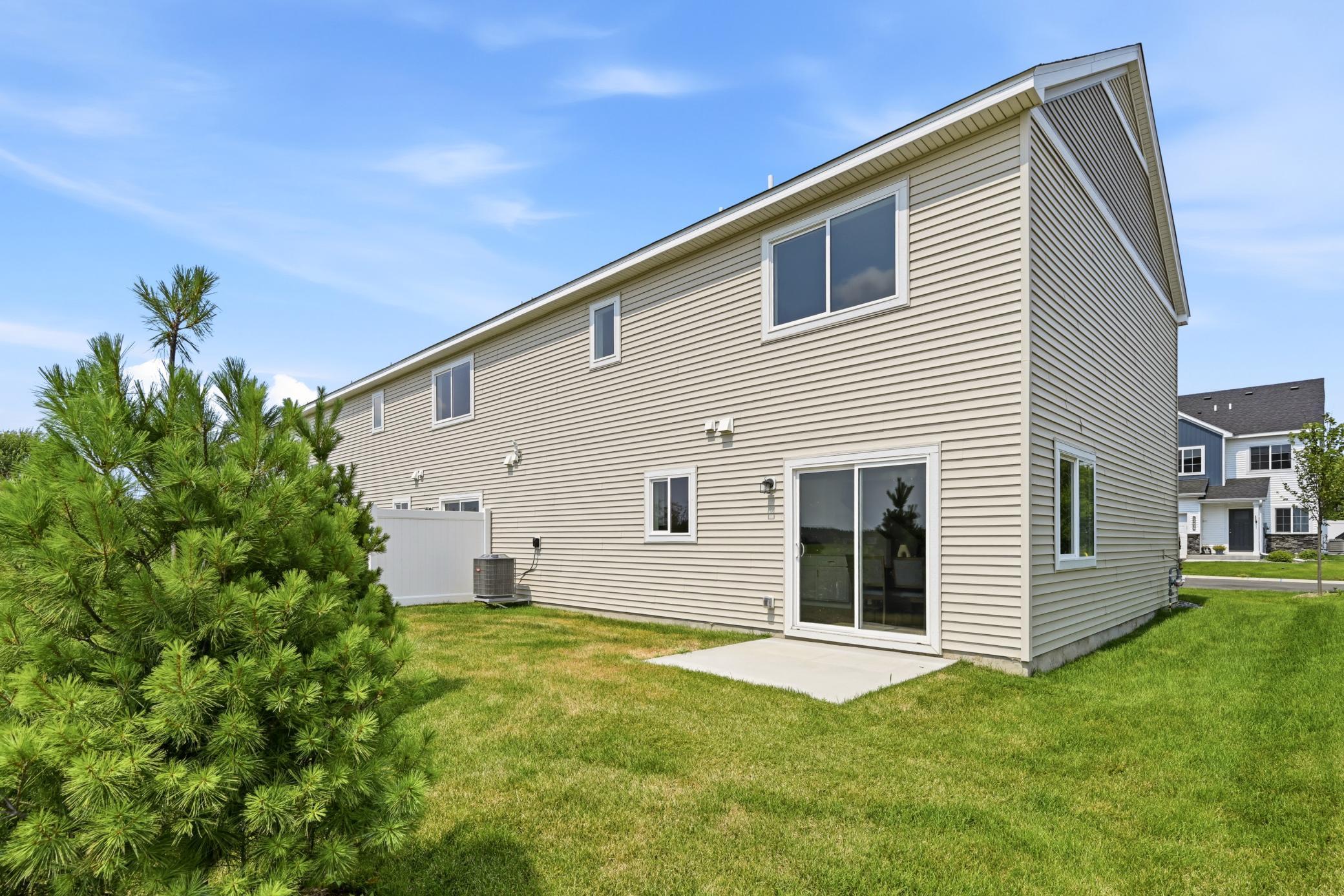 25595 3rd St W, Zimmerman, MN 55398
