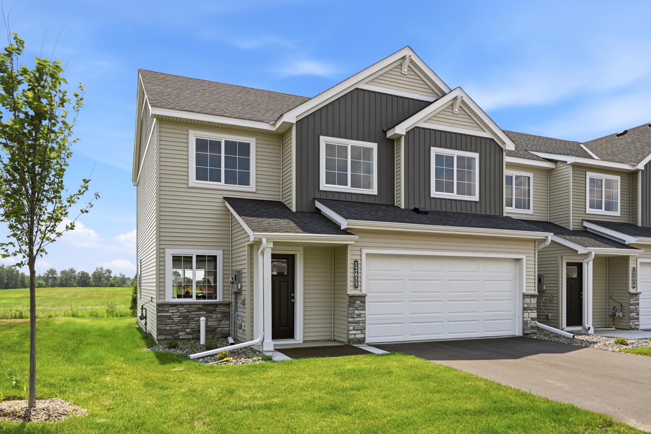 25595 3rd St W, Zimmerman, MN 55398