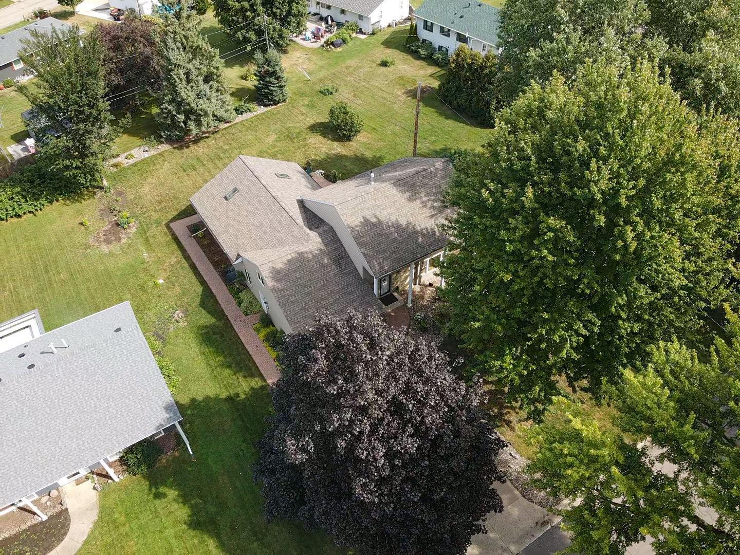 616 8th St SW, Faribault, MN 55021