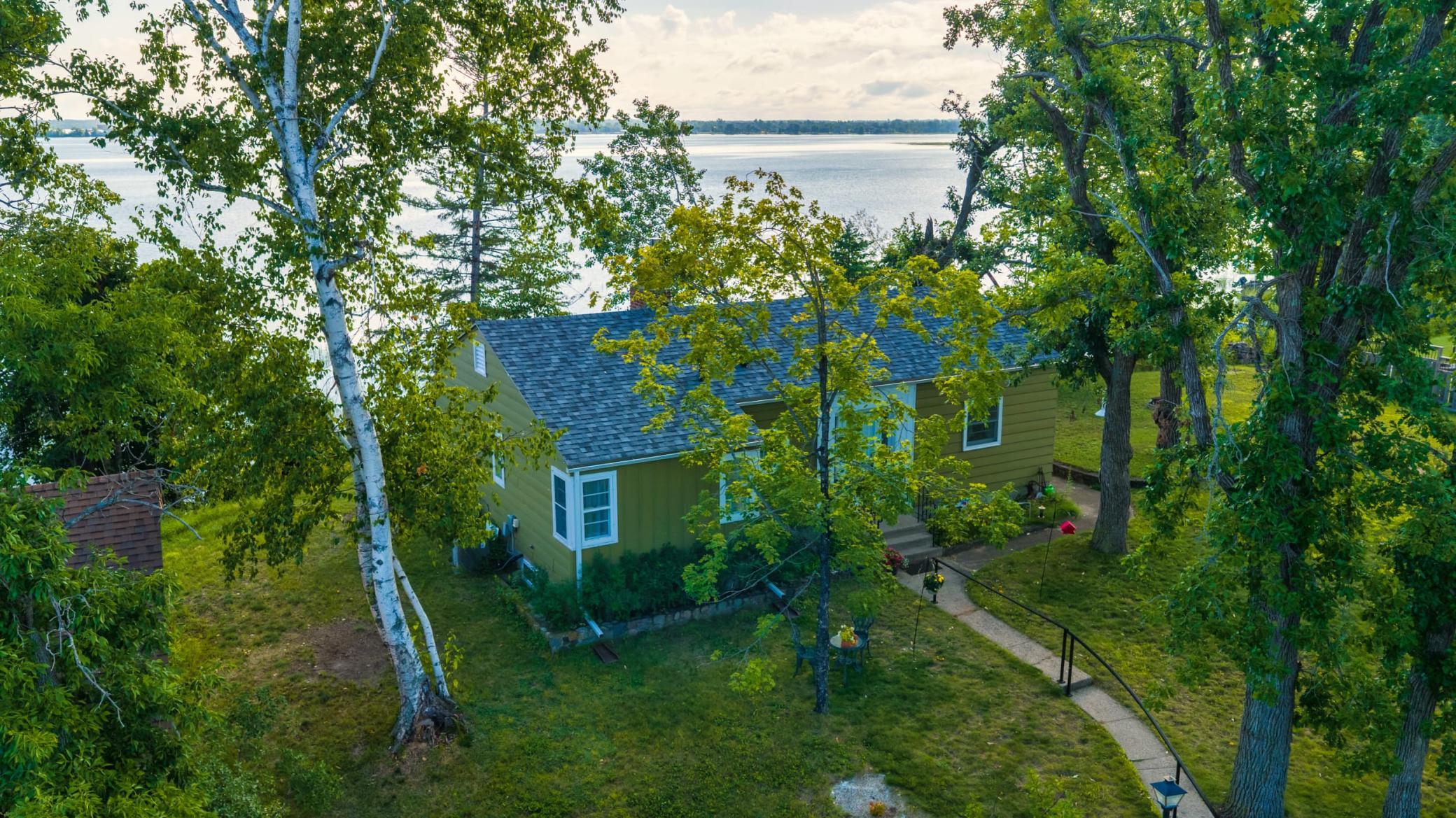 2001 S Lake Irving Dr SW, Bemidji, MN 56601