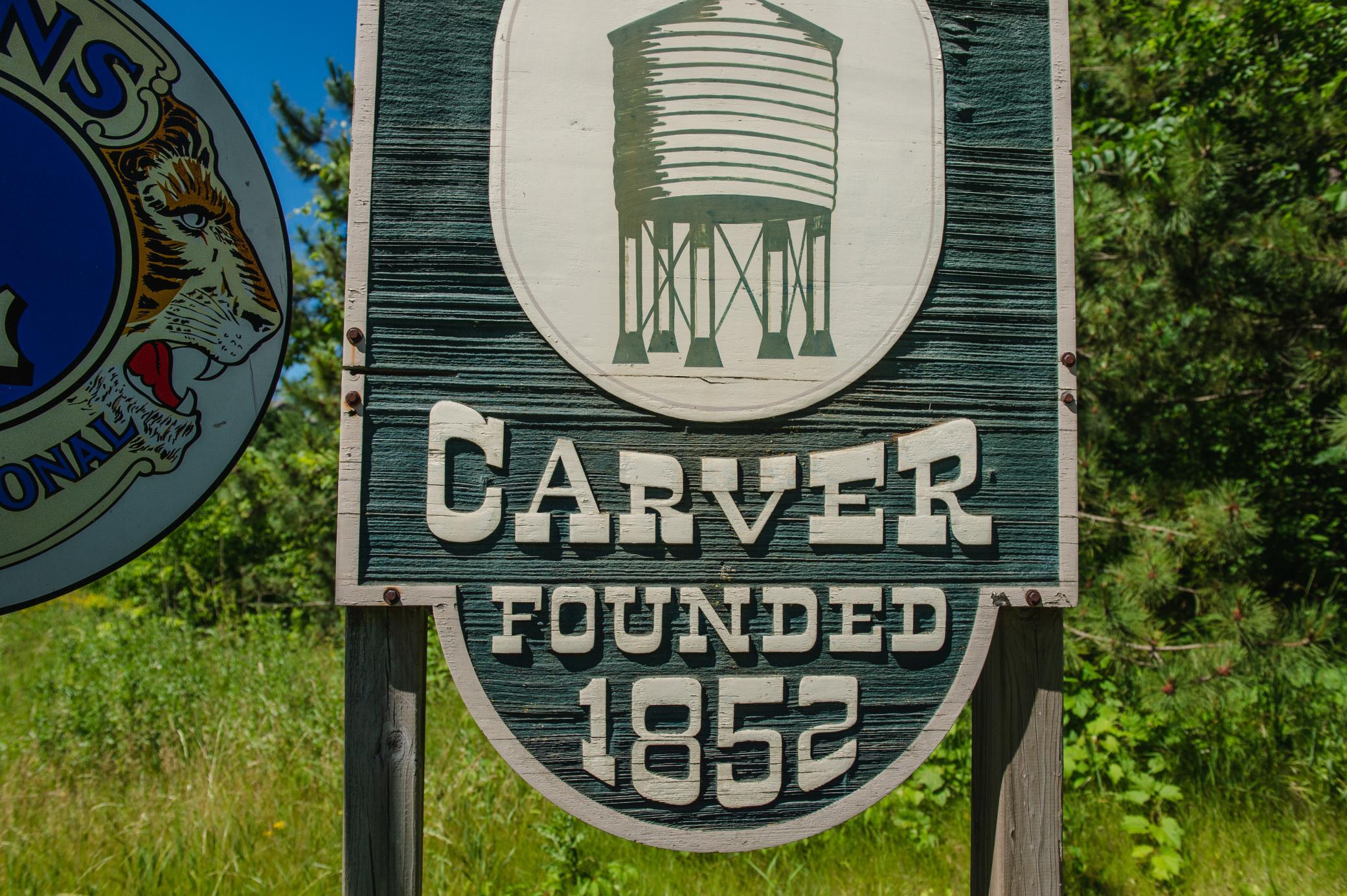1923 Ravine Rd, Carver, MN 55315