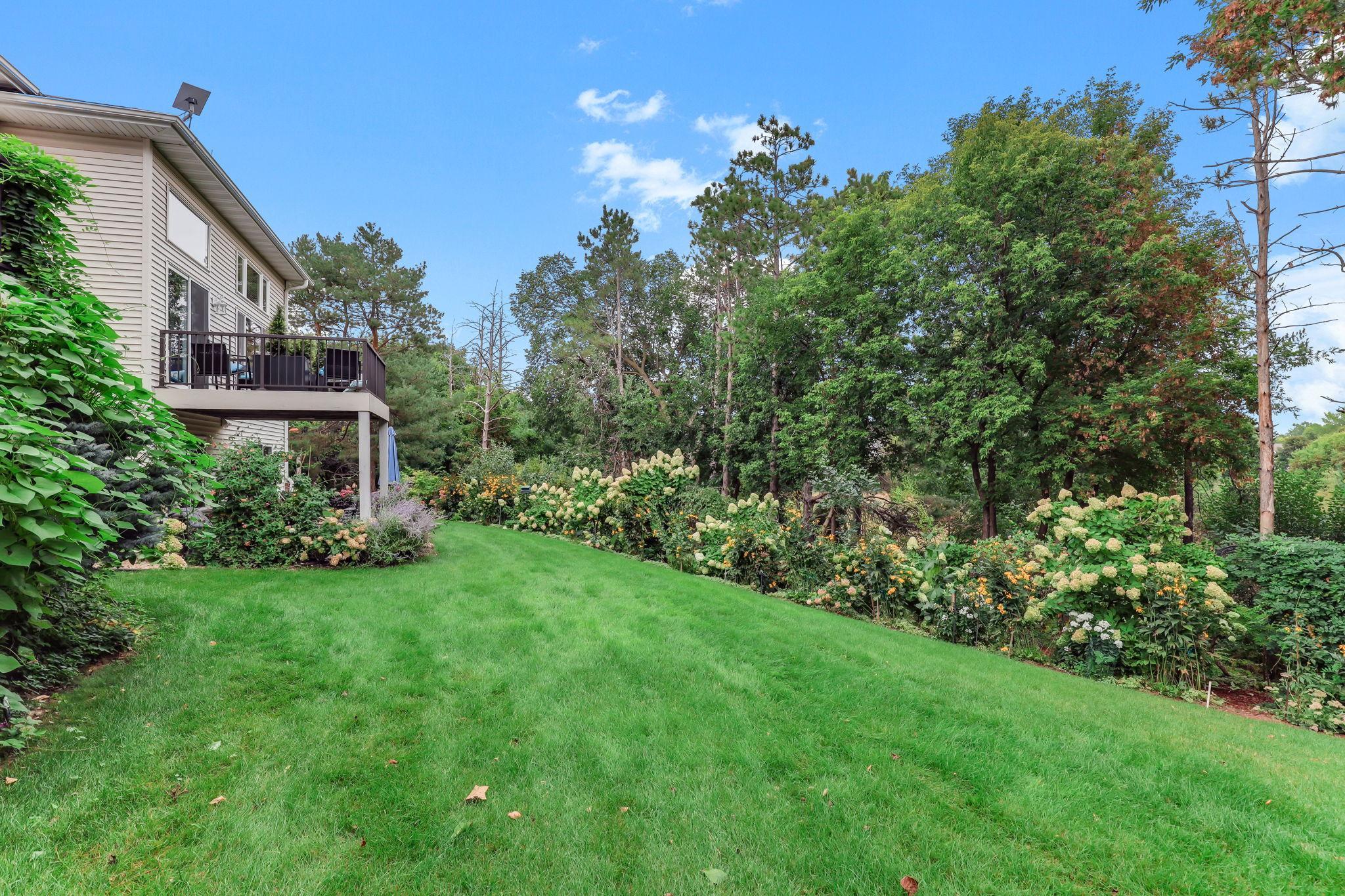 15345 Wilderness Ridge Rd NW, Prior Lake, MN 55372
