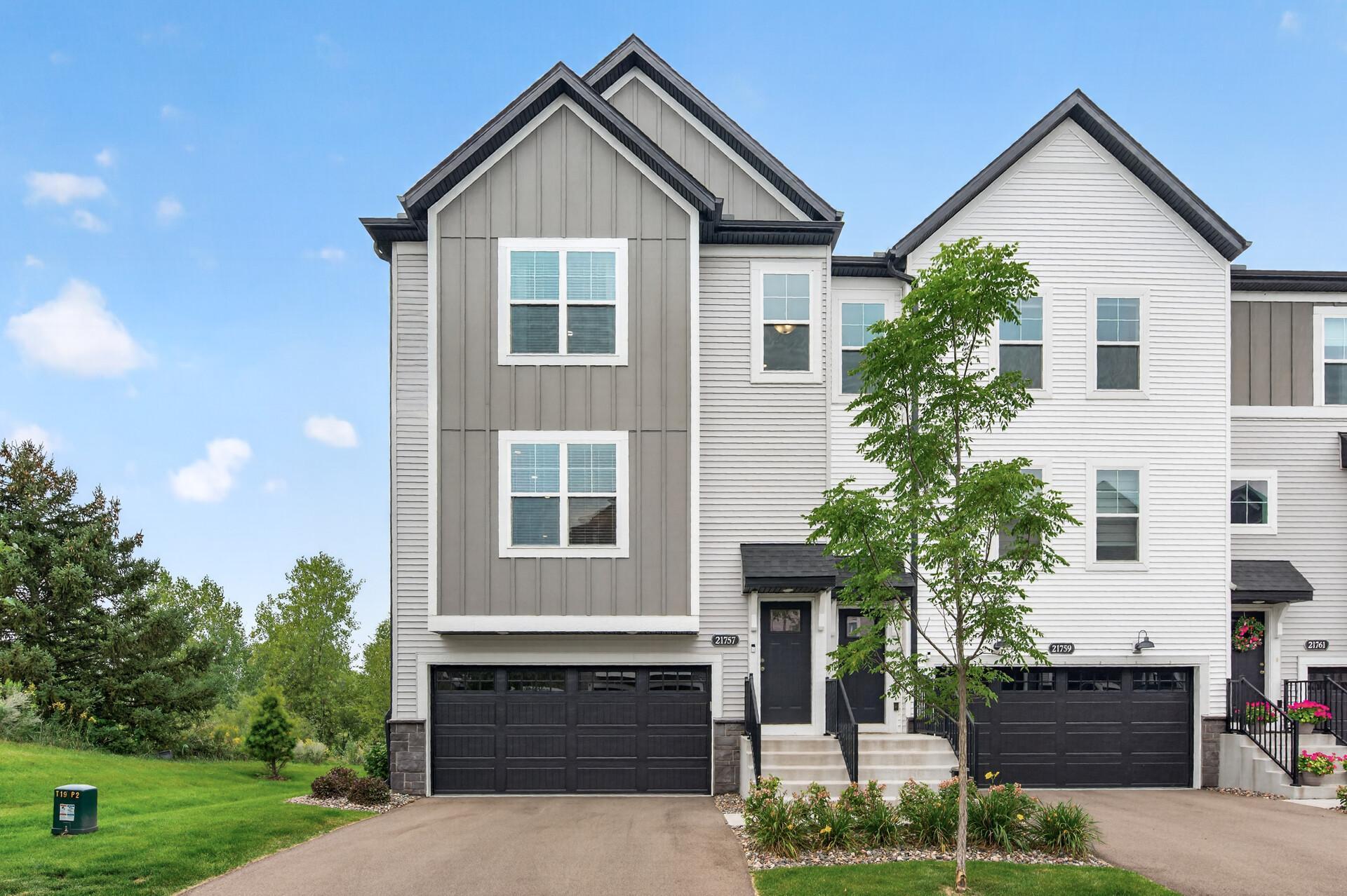 21757 Marsh View Blvd, Rogers, MN 55374