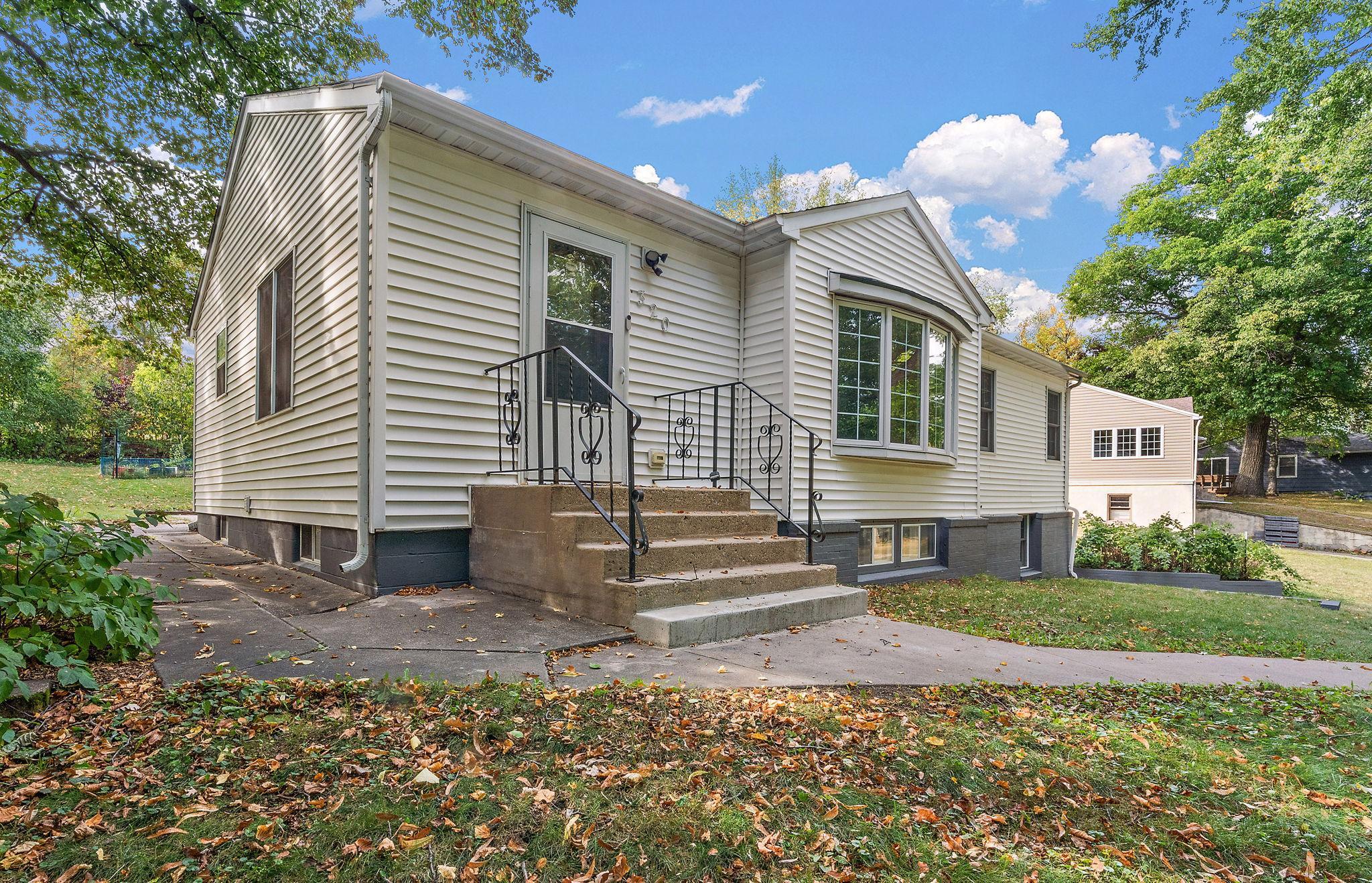 320 Fingal Dr, Alexandria, MN 56308