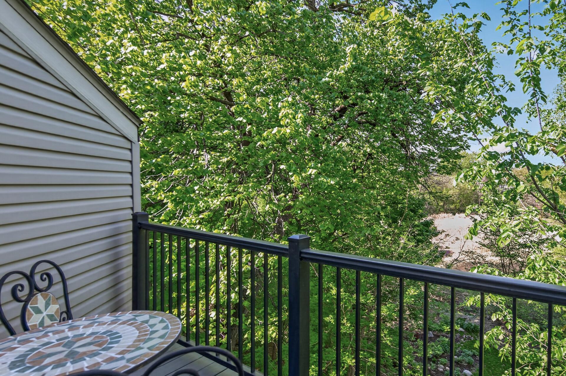7508 W 77th St, Chaska, MN 55318