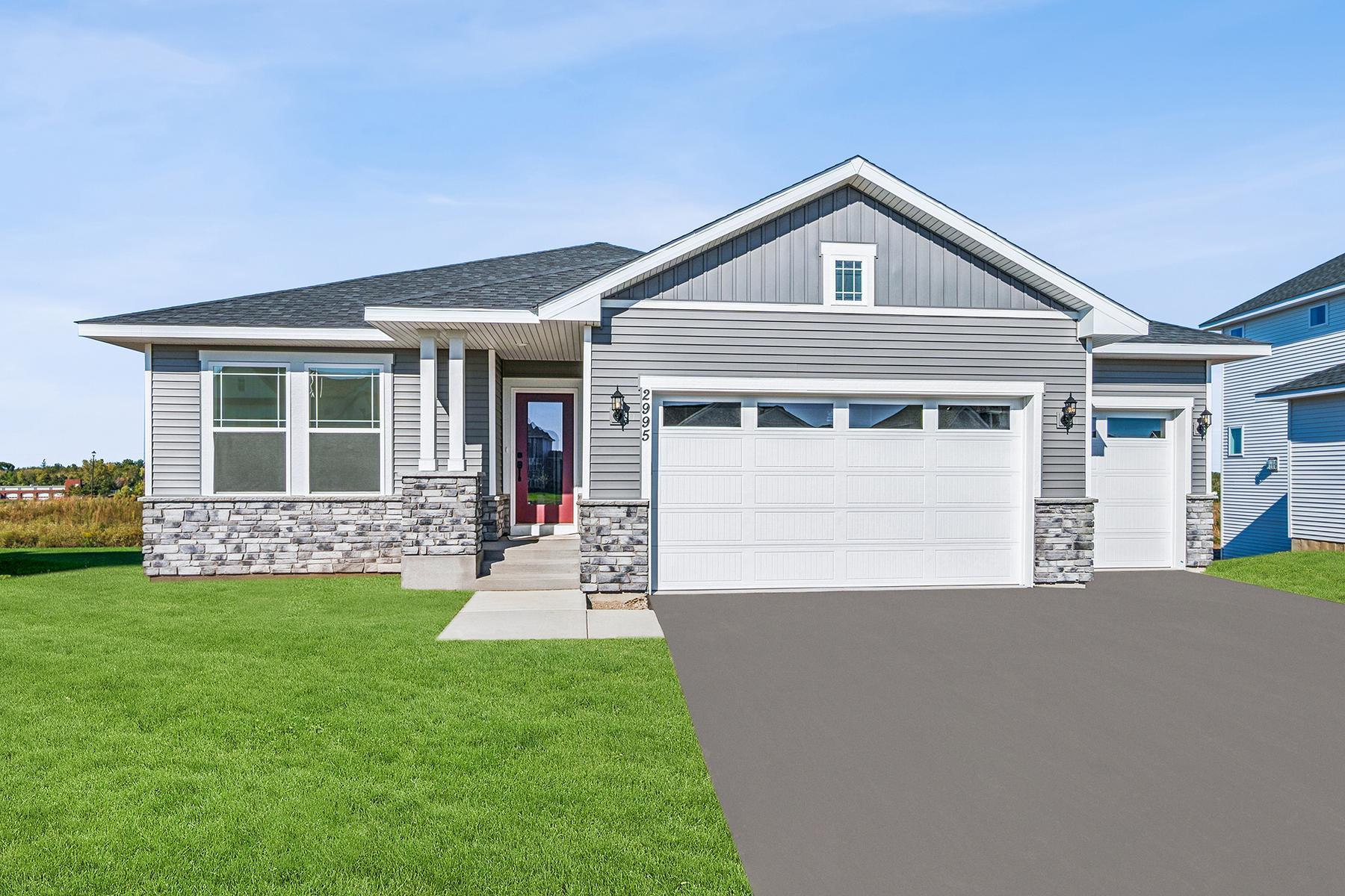 1612 Tyrone Dr, Shakopee, MN 55379