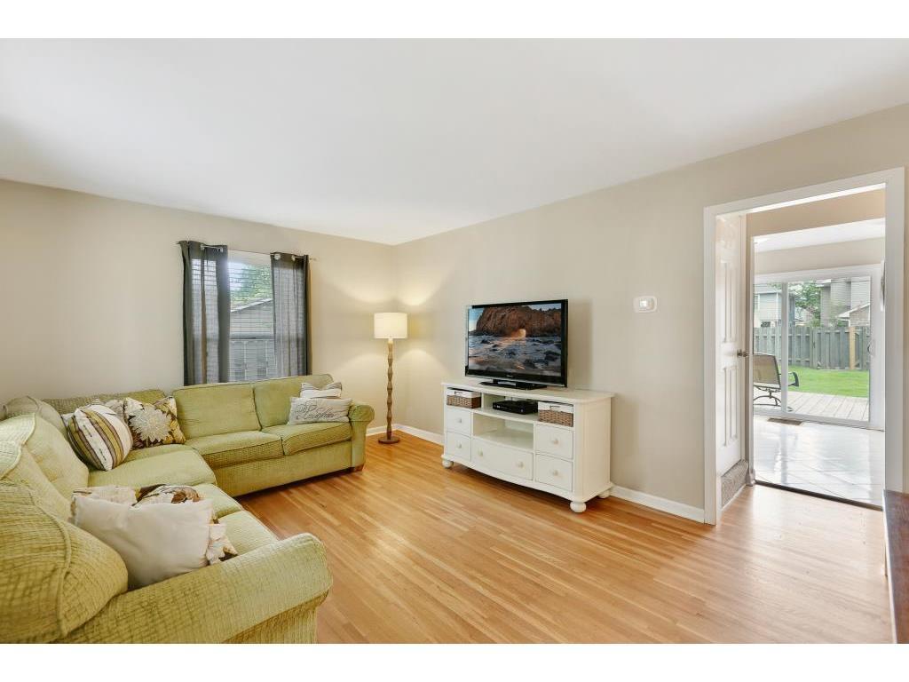 2832 Florida Ave S, Saint Louis Park, MN 55426