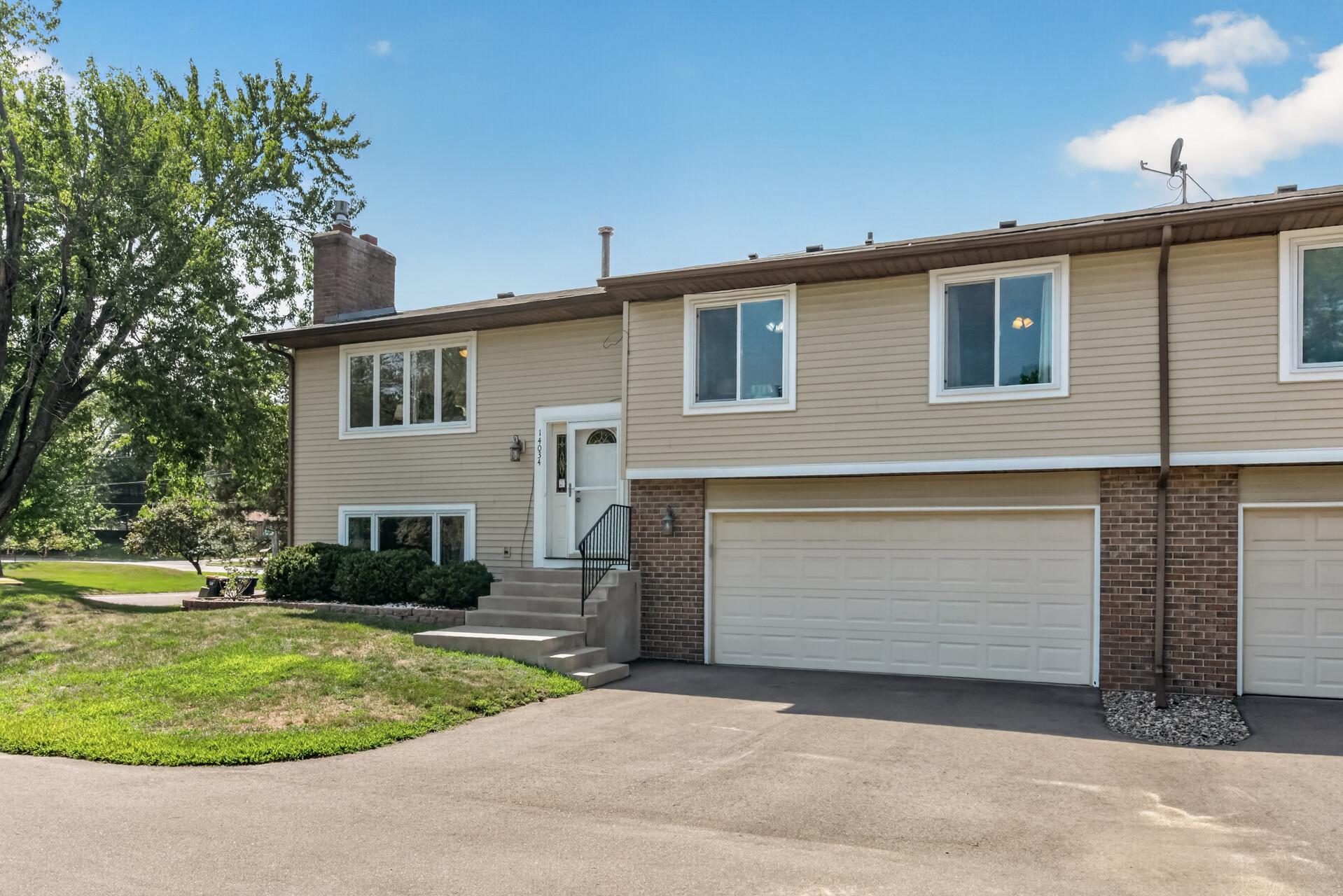 14034 Heywood Pa, Apple Valley, MN 55124