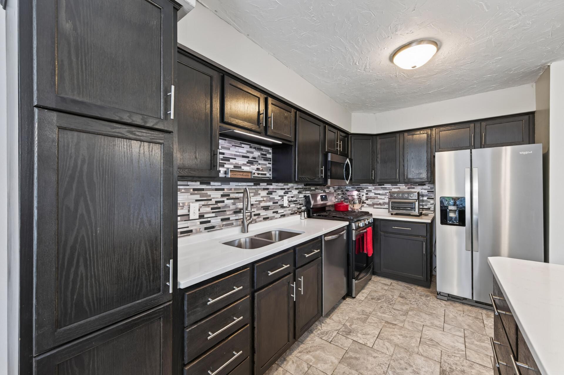 14034 Heywood Pa, Apple Valley, MN 55124