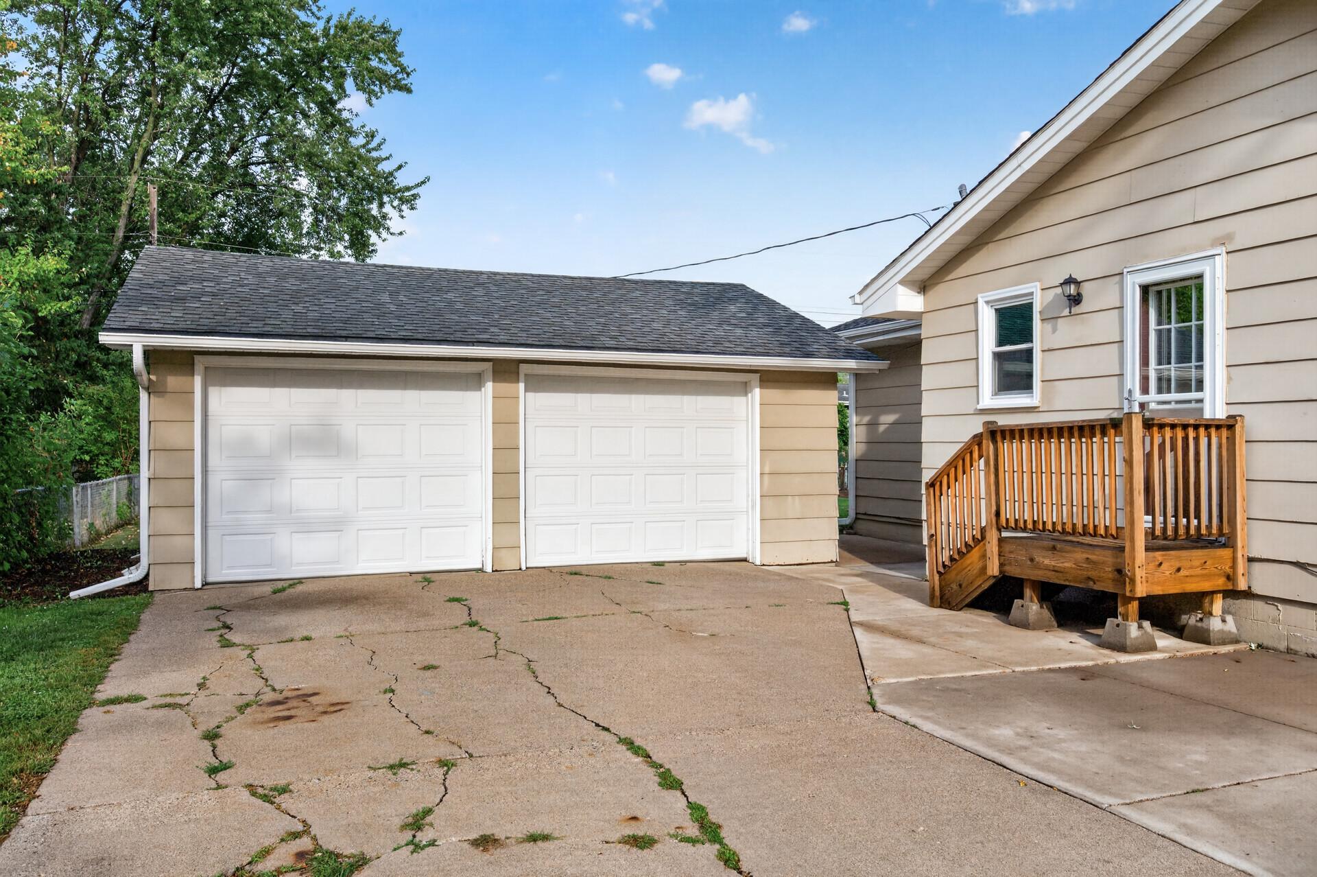 9363 Trenton Ln N, Maple Grove, MN 55369