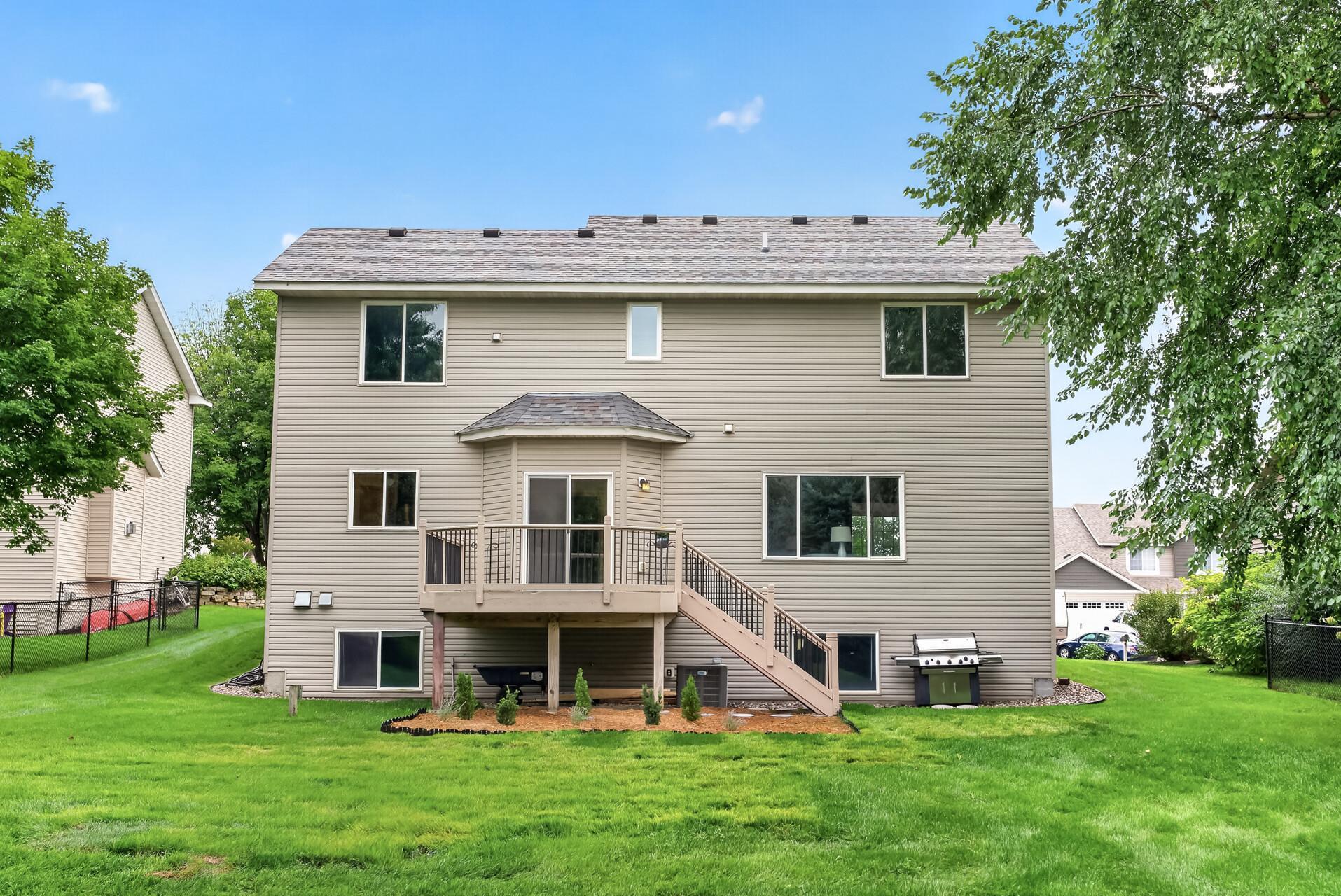 1954 Ormond Dr, Shakopee, MN 55379