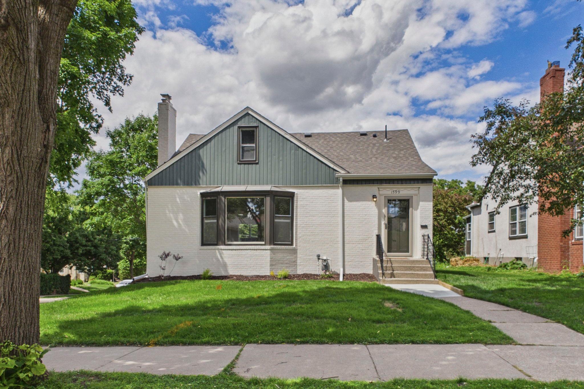 1599 Highland Pw, Saint Paul, MN 55116