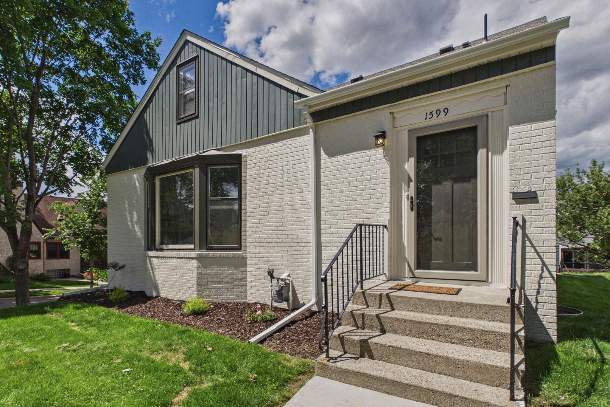 1599 Highland Pw, Saint Paul, MN 55116