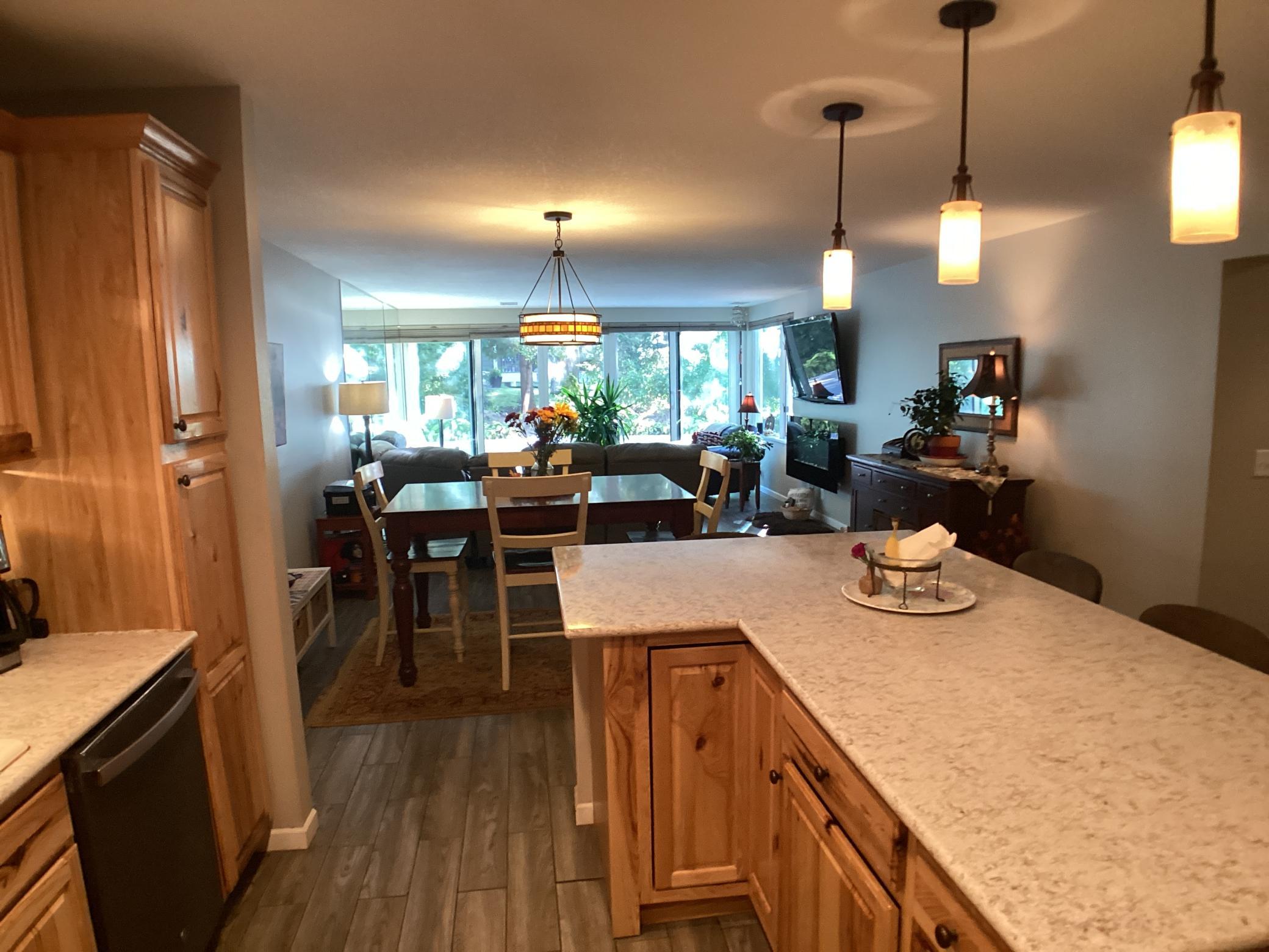 2670 Commerce Blvd #106, Mound, MN 55364