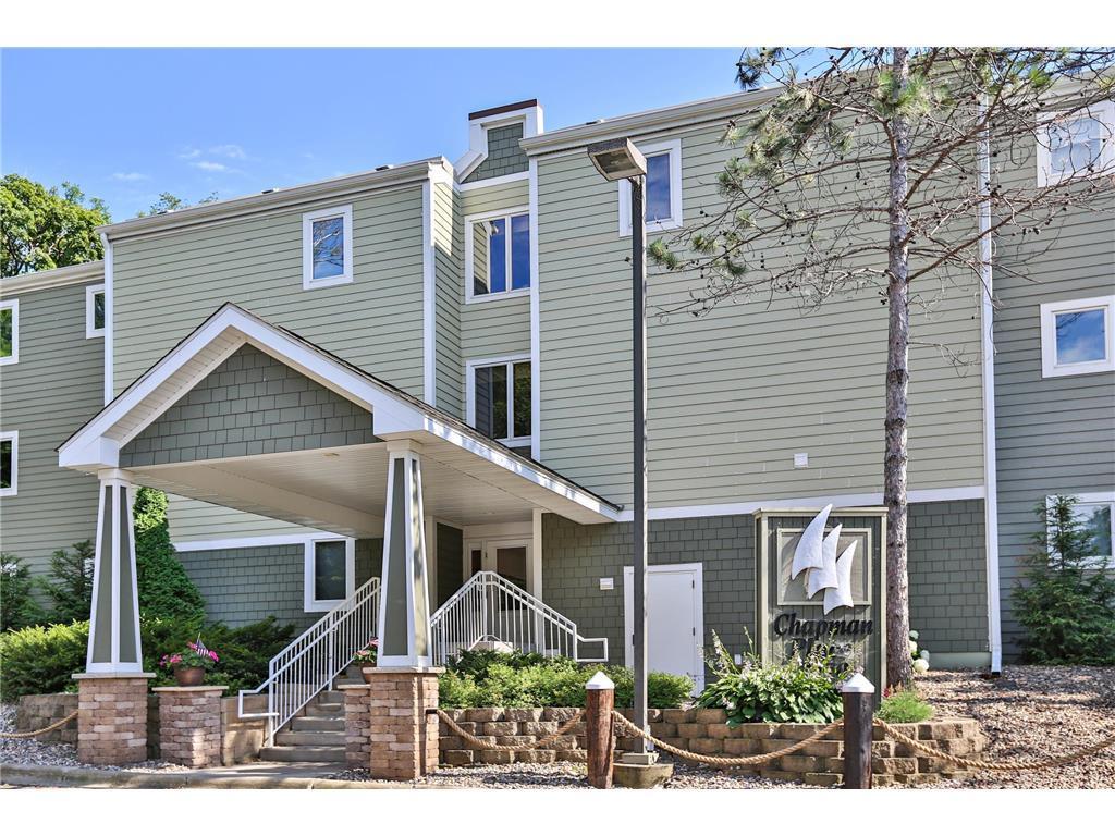 2670 Commerce Blvd #106, Mound, MN 55364