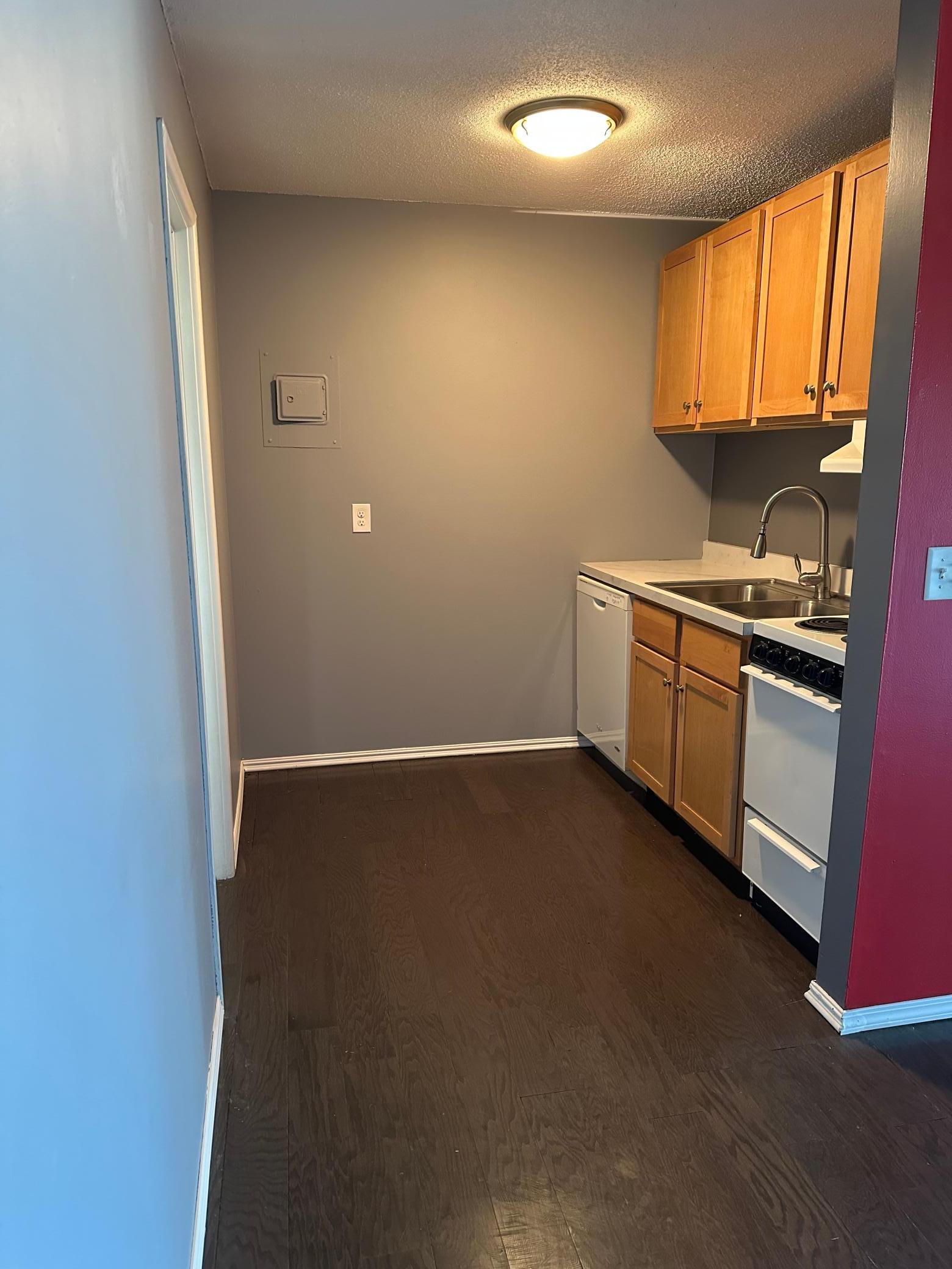 12958 Nicollet Ave #102, Burnsville, MN 55337