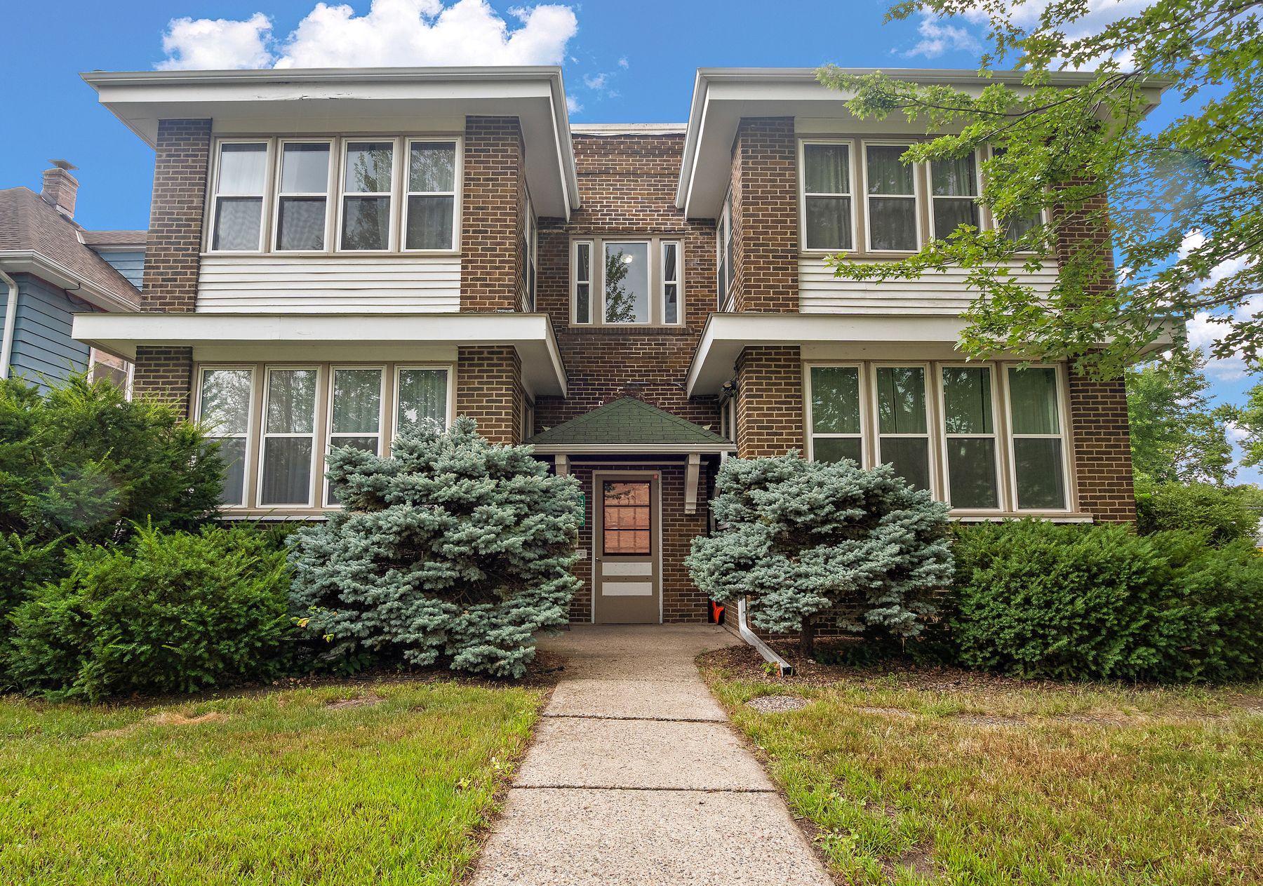 1521 Grand Ave, Saint Paul, MN 55105