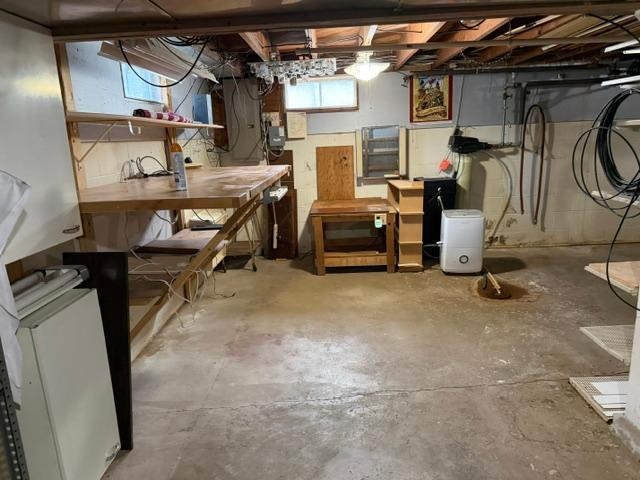 413 S Donnelly Ave, Litchfield, MN 55355