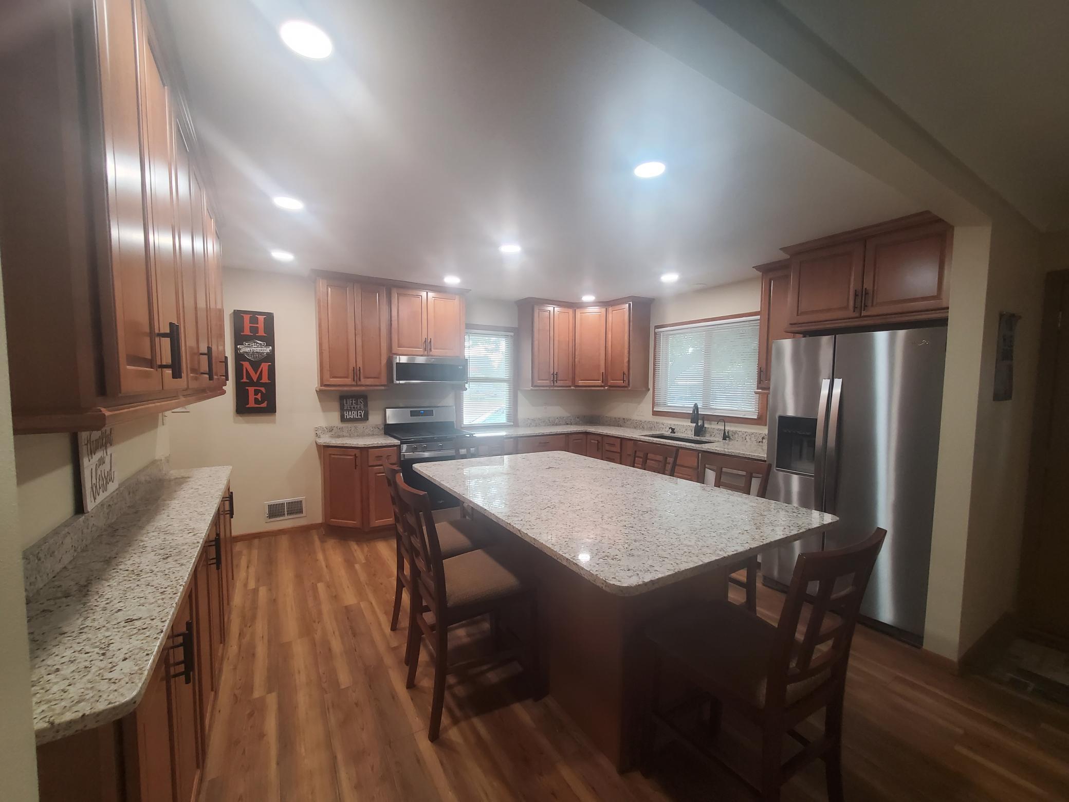 610 7th St N, New Ulm, MN 56073