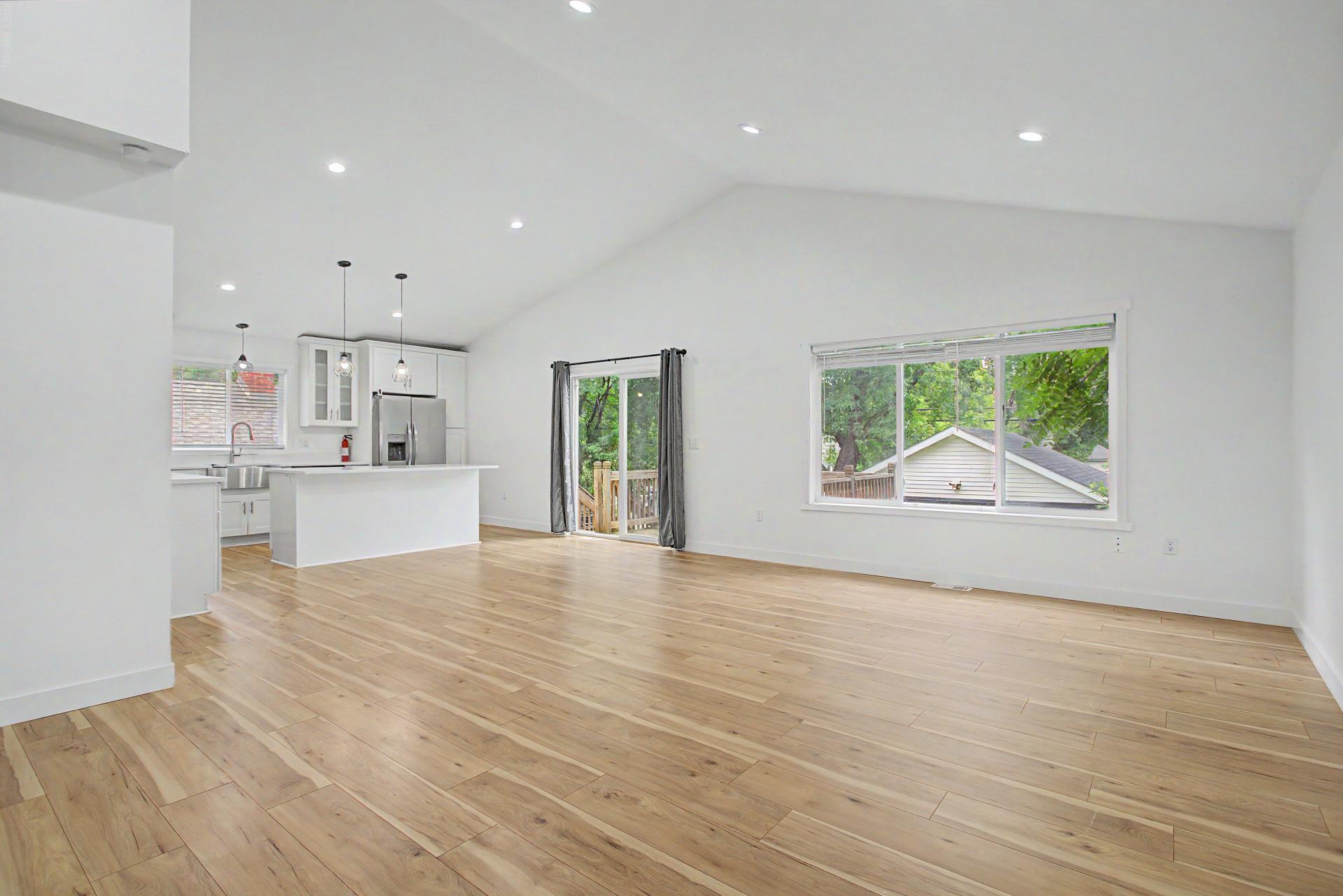 953 Wilson Ave, Saint Paul, MN 55106