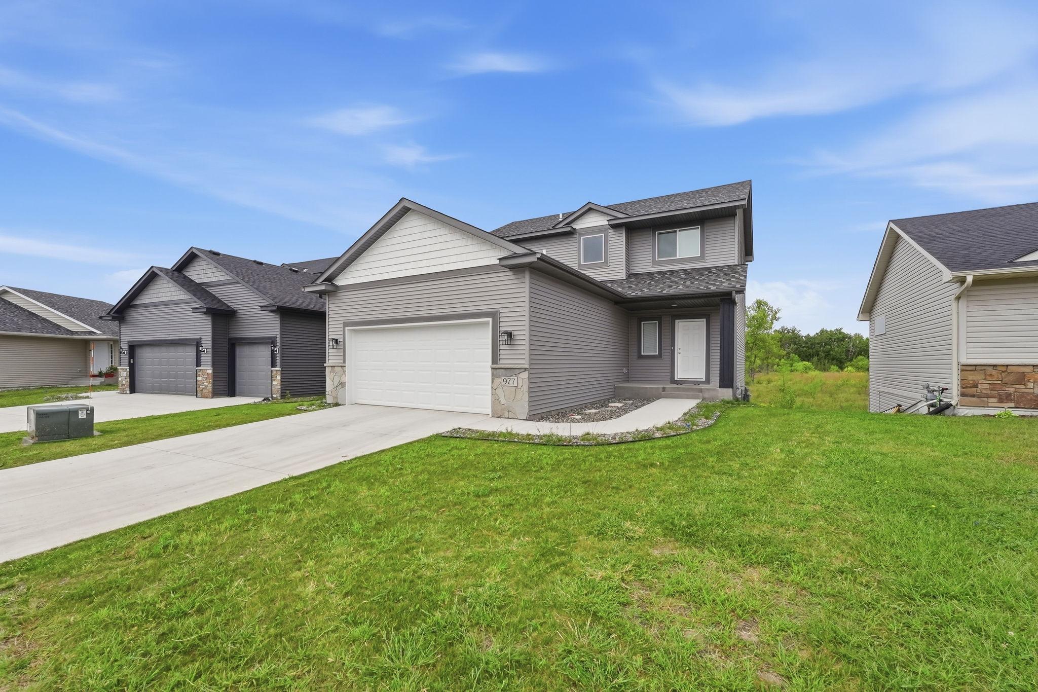977 45th Ave NE, Saint Cloud, MN 56304