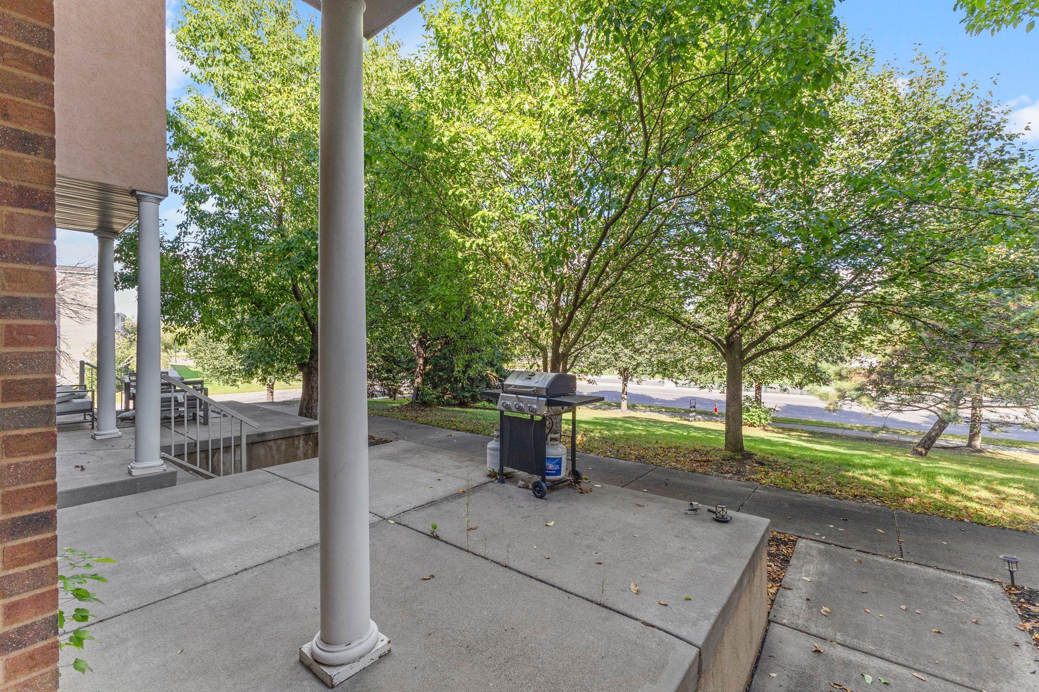 7413 Zane Ave N, Brooklyn Park, MN 55443