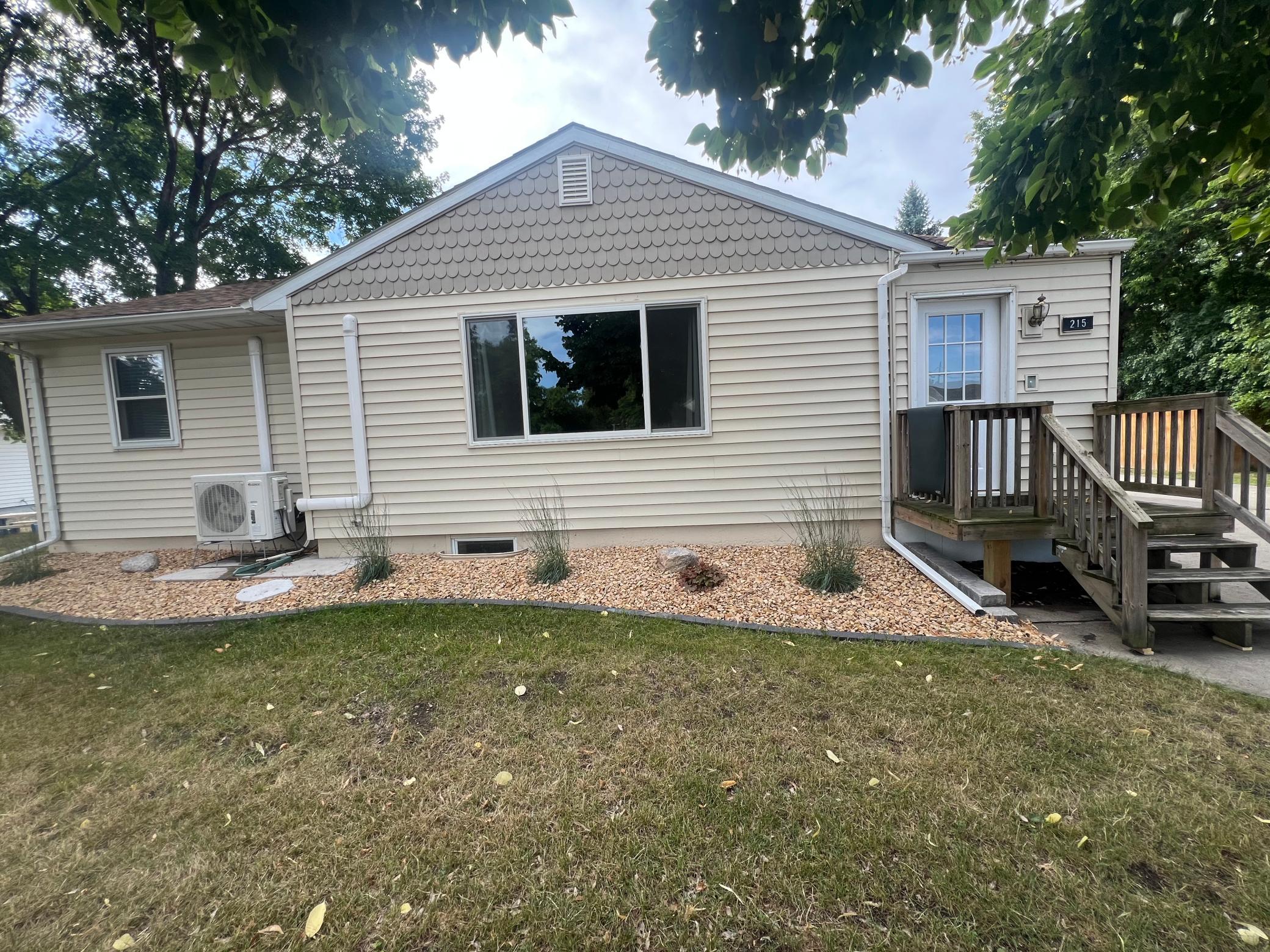 215 Central Ave, Breckenridge, MN 56520