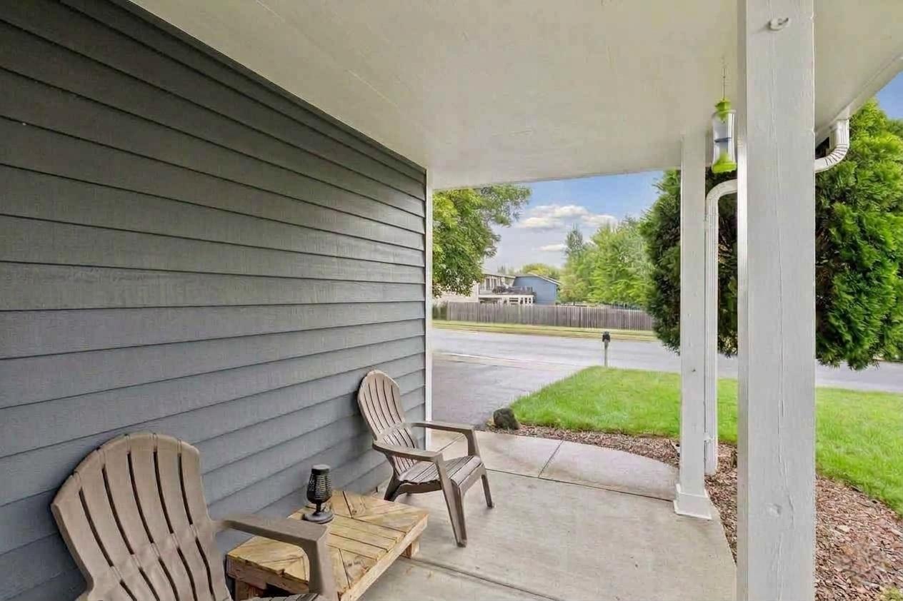 5855 W 140th St, Savage, MN 55378