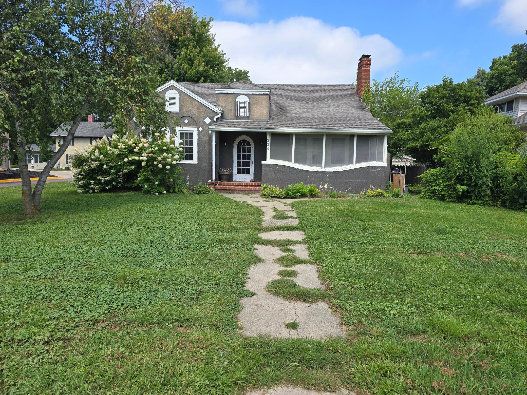 224 Woodland Ave, Fairmont, MN 56031