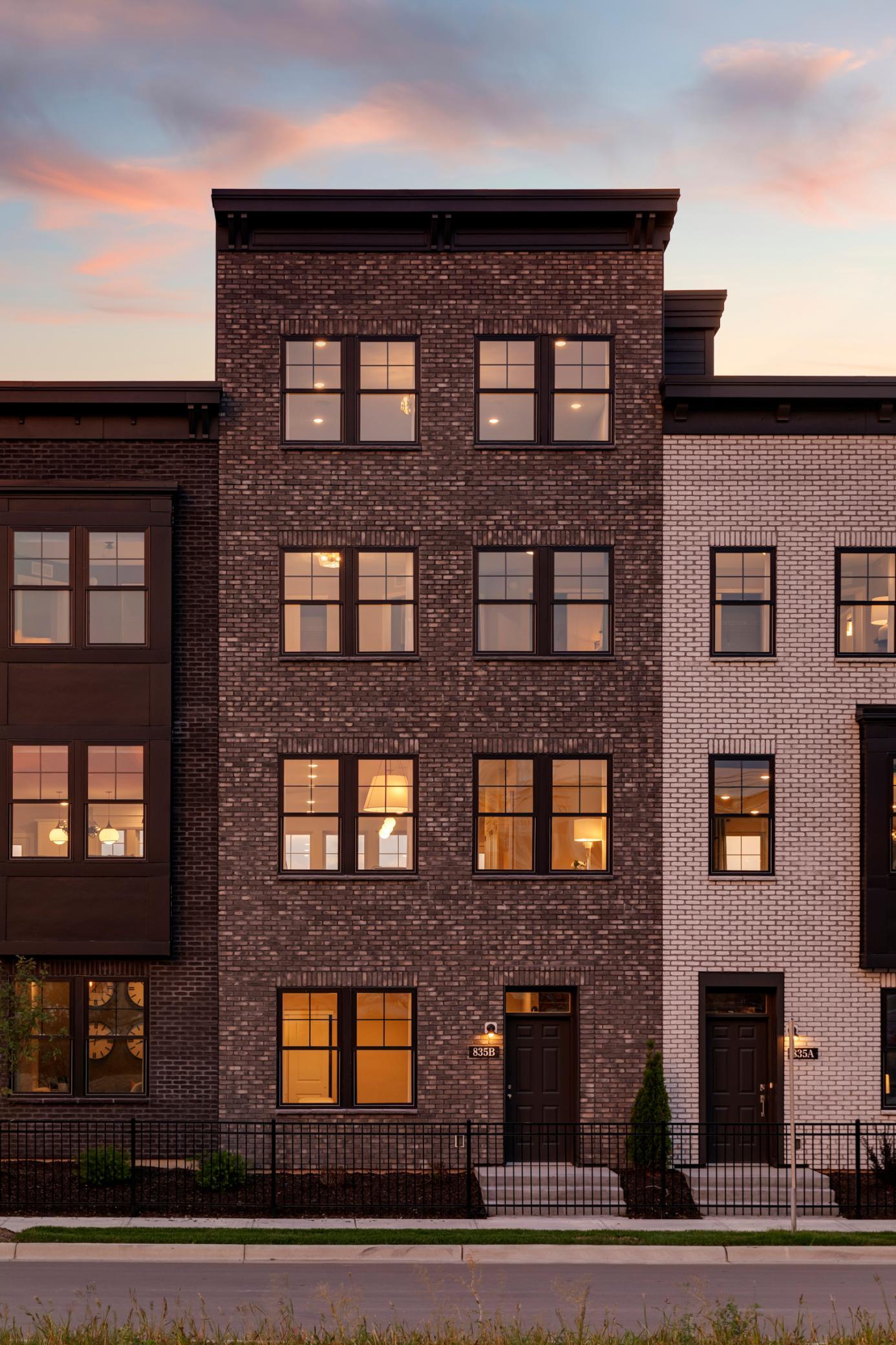 855 Woodlawn Ave #E, Saint Paul, MN 55116