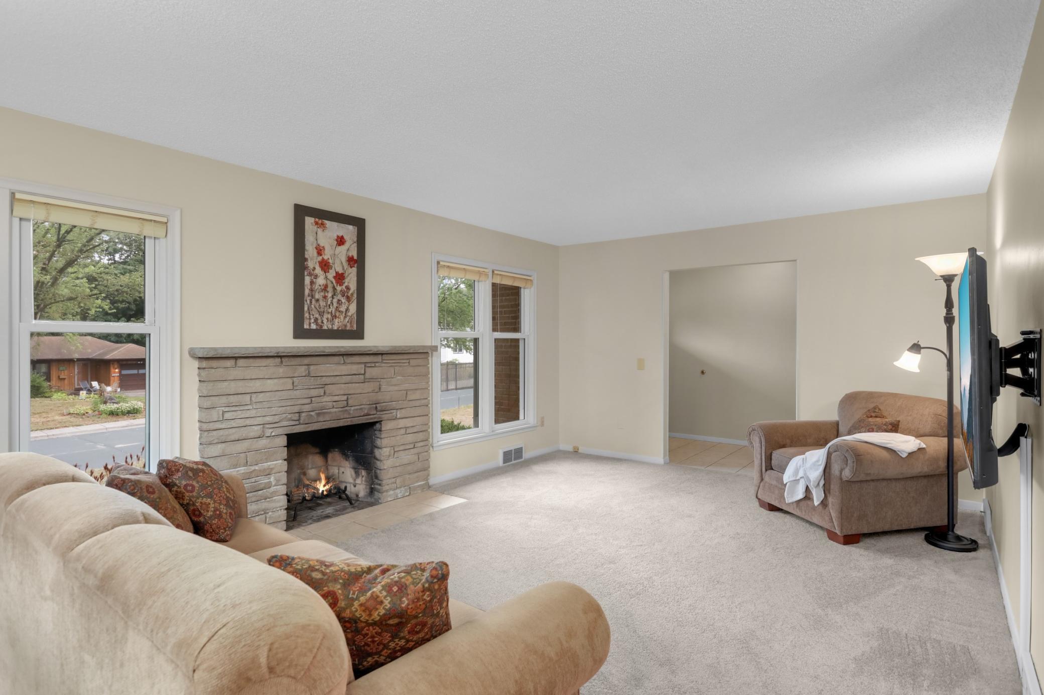4057 Hampshire Ave N, Crystal, MN 55427