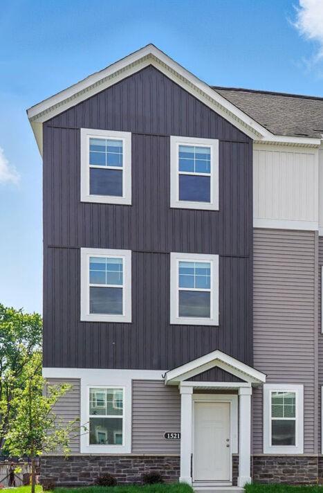8760 Island Echo Trl N #A, Lake Elmo, MN 55001