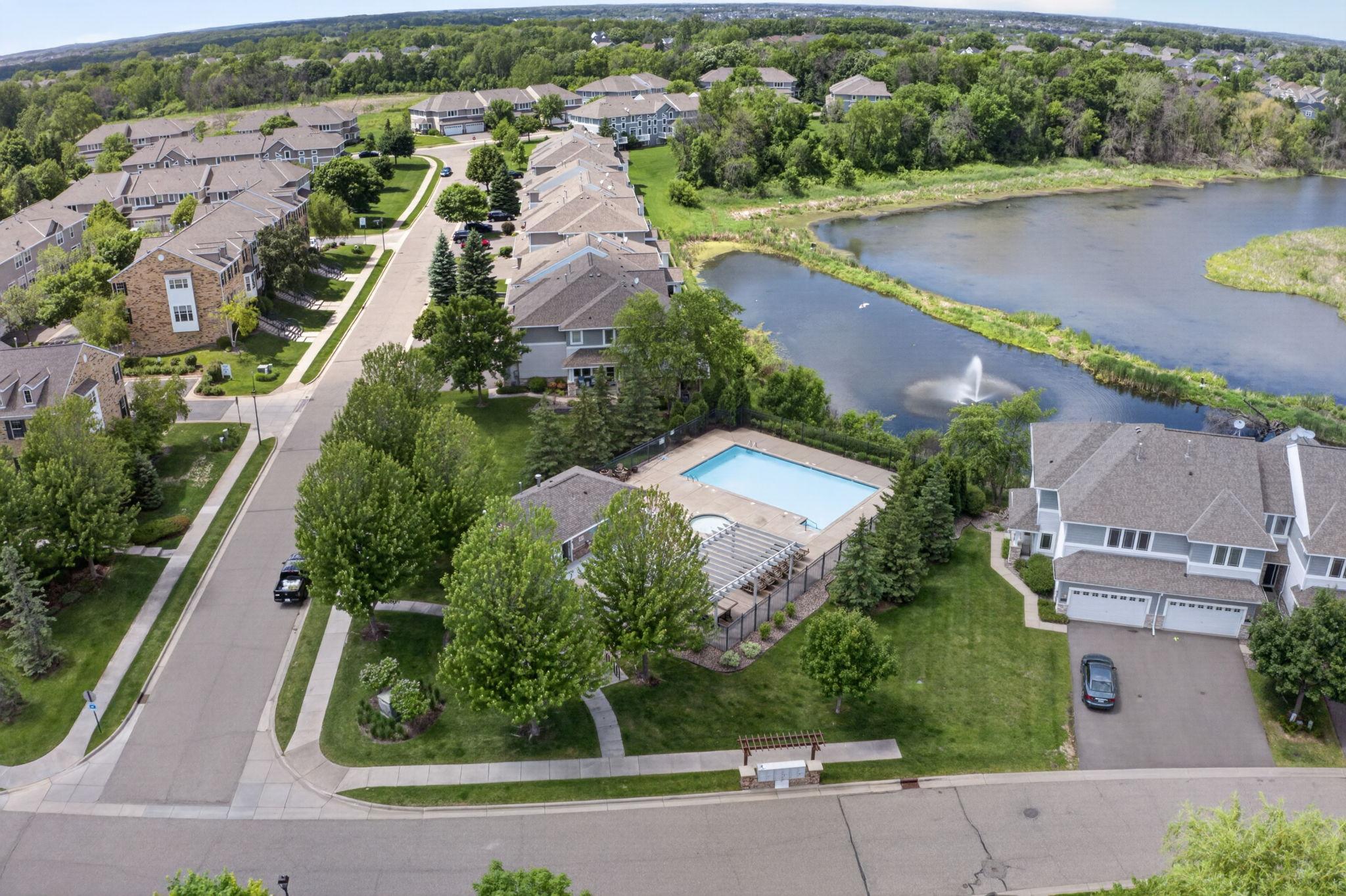 16217 50th Ave N, Plymouth, MN 55446